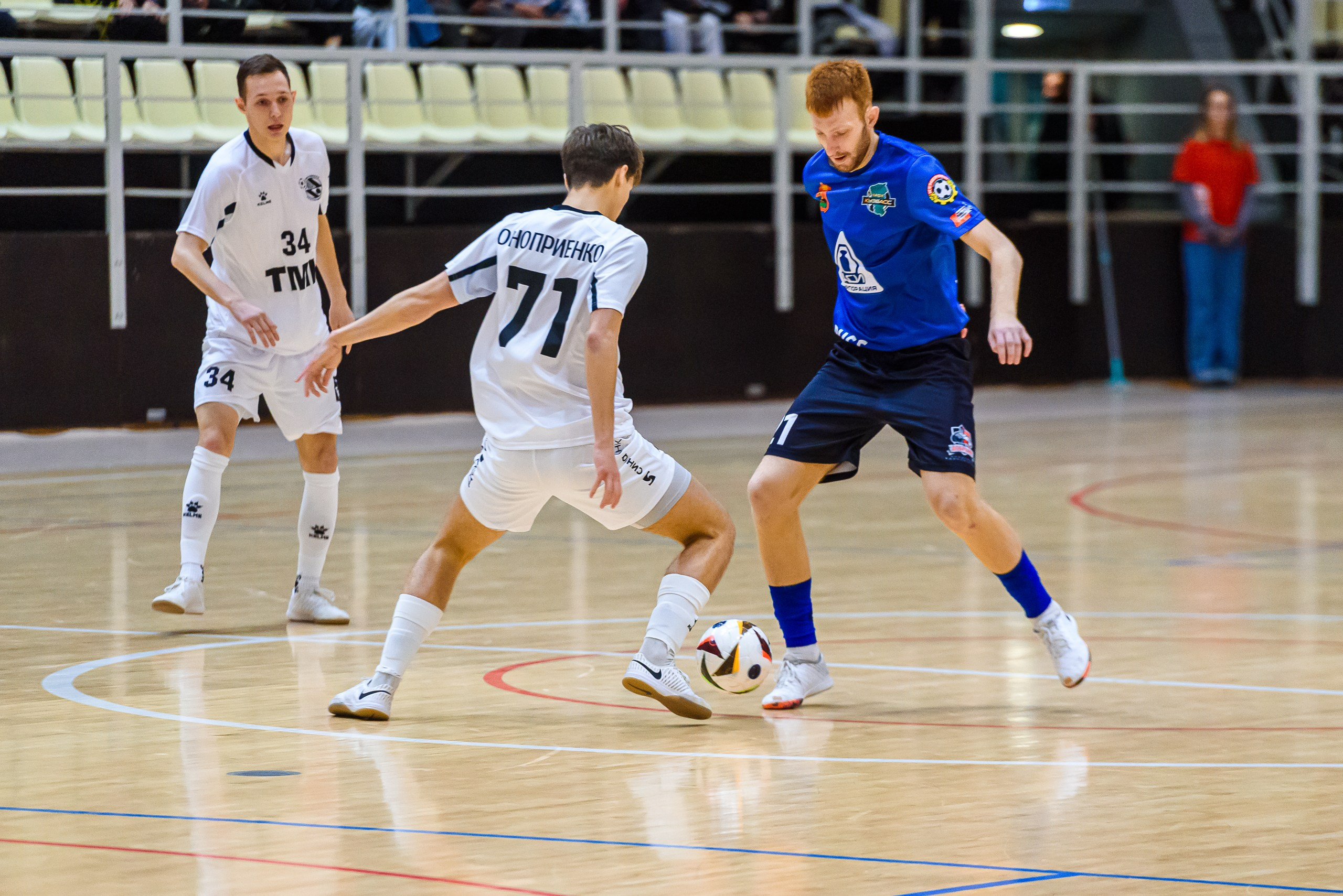 Высшая лига по футзалу — Сезон 2024-2025 — 2ой тур. Репортажный фотограф в Кемерово