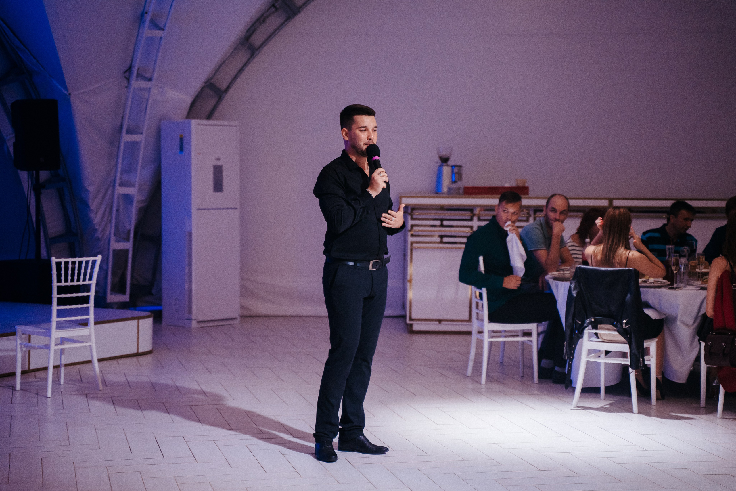 Ави Центр. Свадебный фотограф в Симферополе