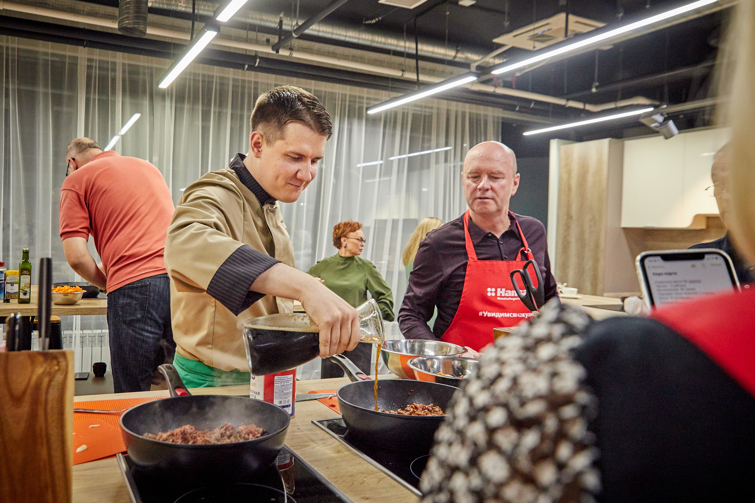 Фотограф на кулинарный МК. Контент для бизнеса в Екатеринбурге Полдень Медиа