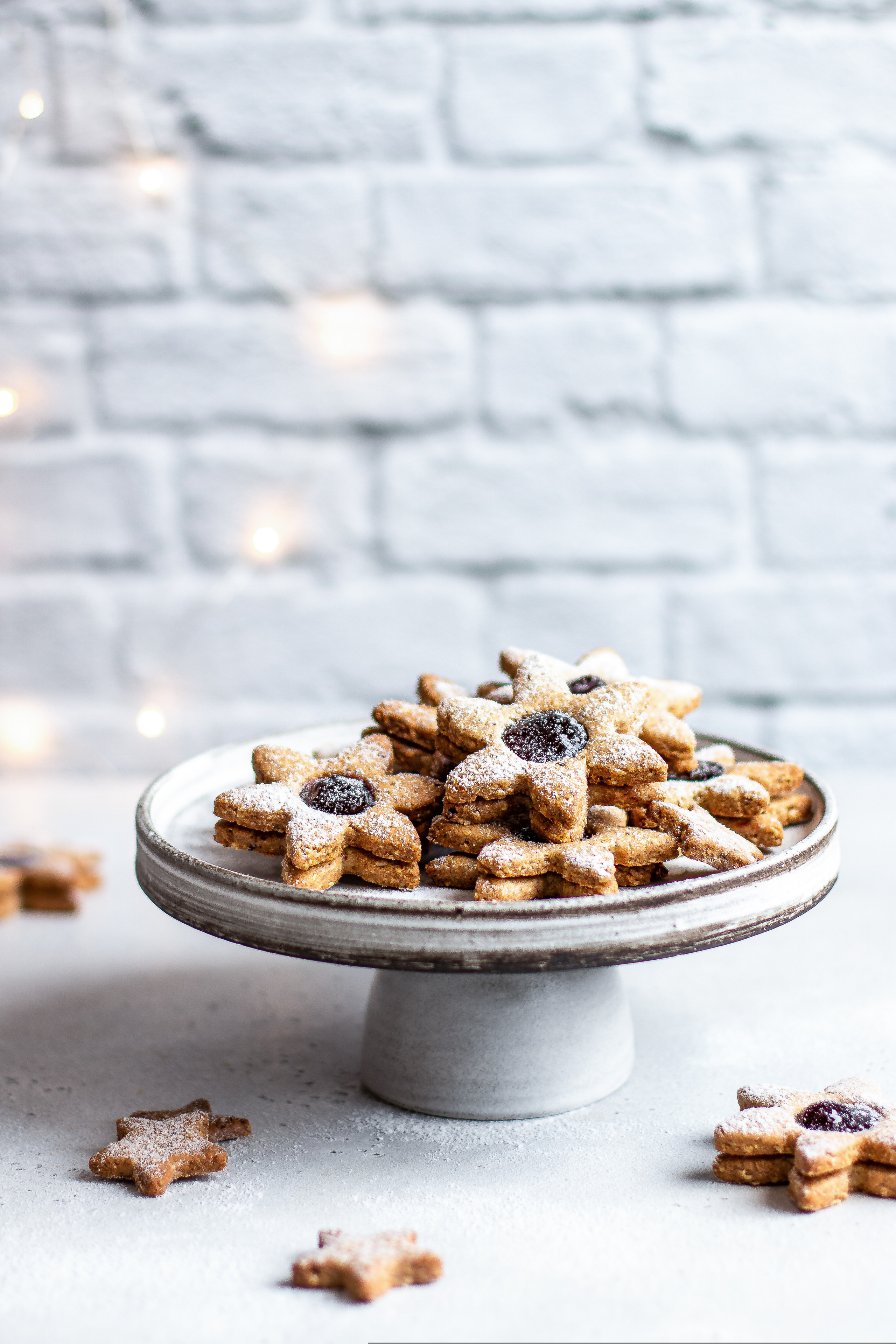 Фуд-съемка Линцерское печенье с джемом