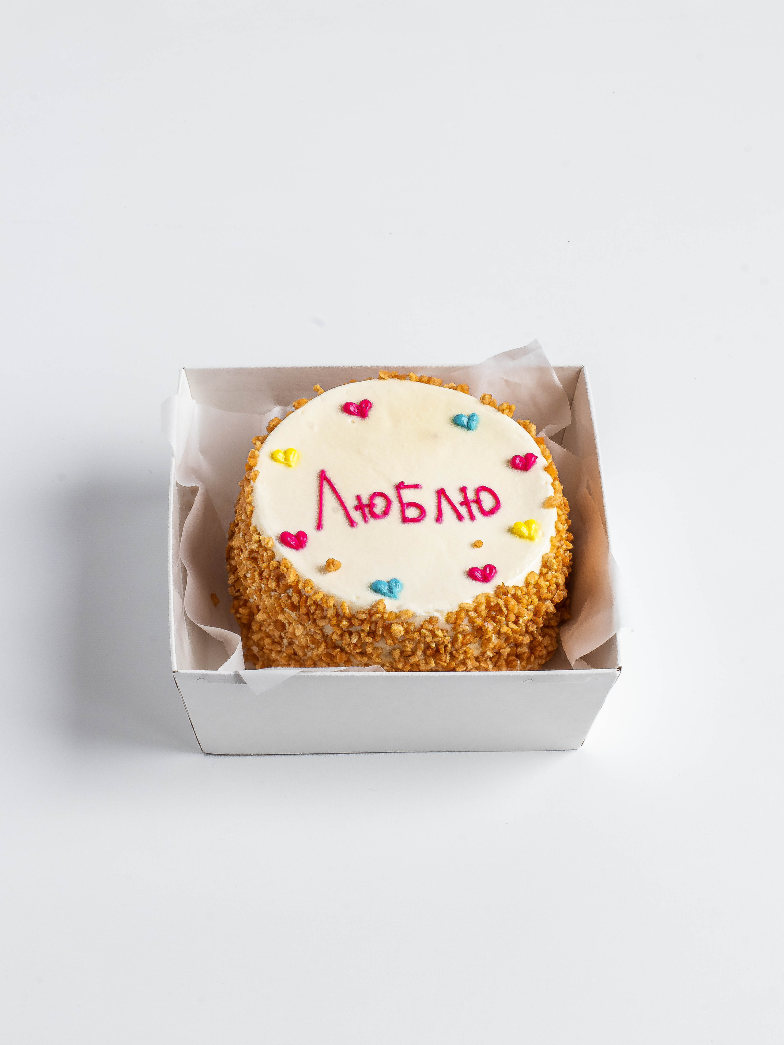 Фуд-съемка на белом фоне