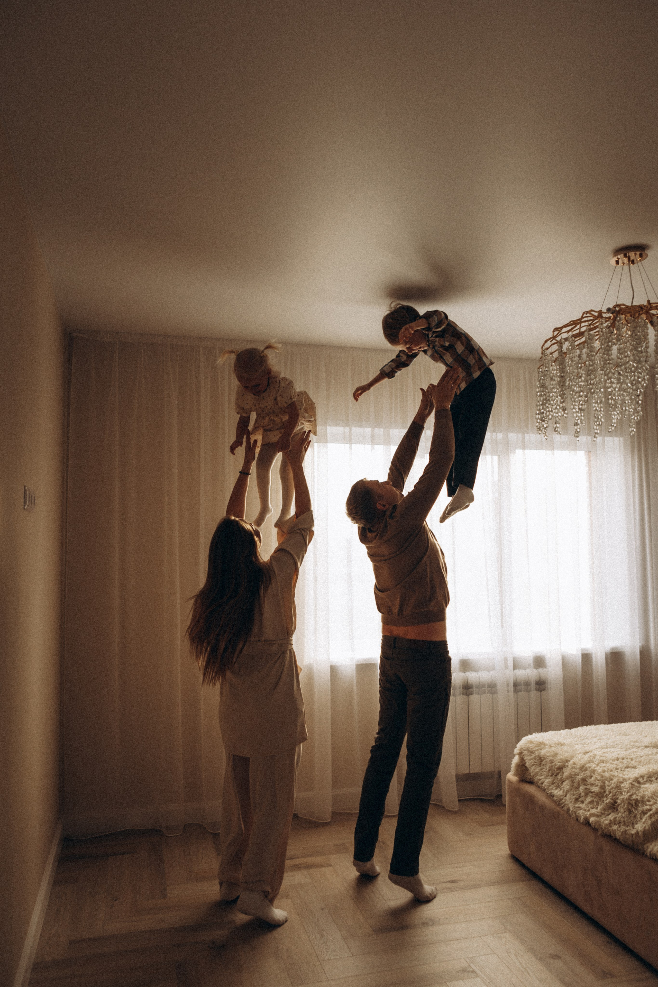 Таня, Вася, Саша и Лена