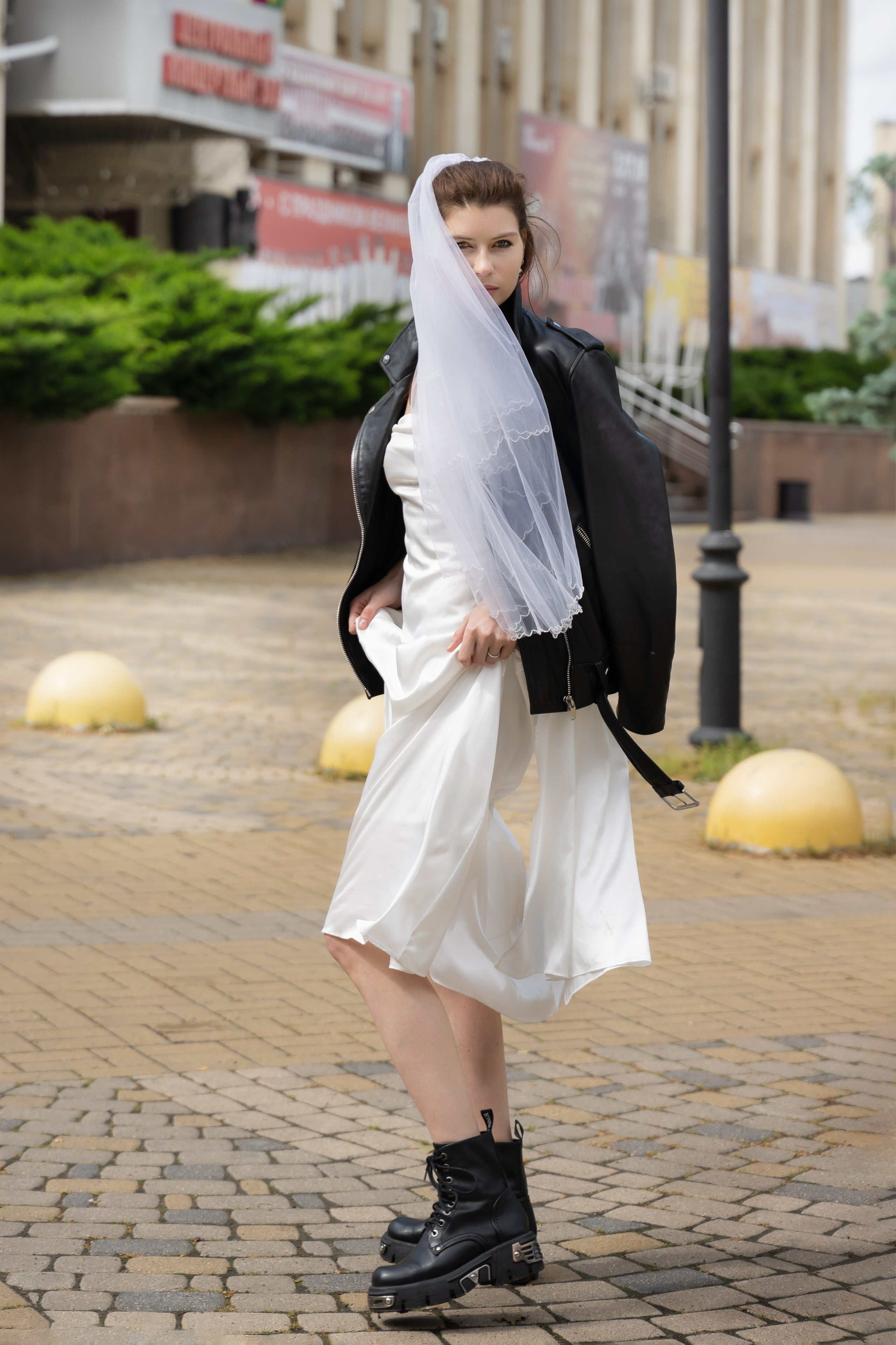 СБЕЖАВШАЯ НЕВЕСТА (история в каждом кадре). Главная