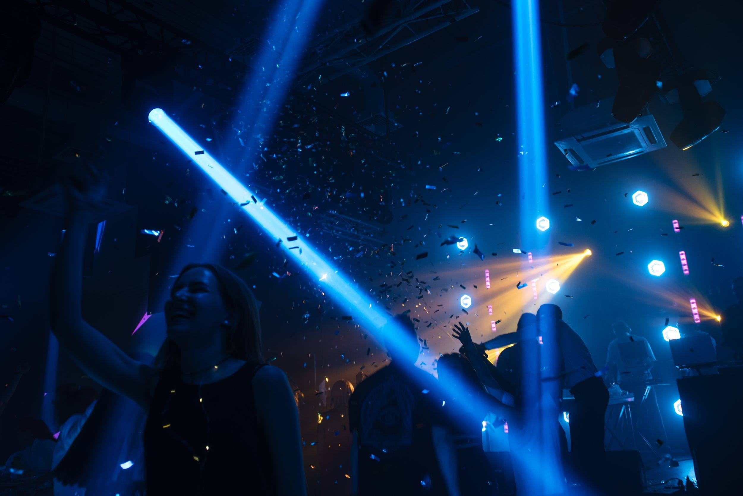 Организовать день рождения Ростов. Студия событий ДЕЙЗИ. Организация мероприятий. Свадебное агентство в Ростове-на-Дону. Свадебный организатор. Организация свадьбы под ключ