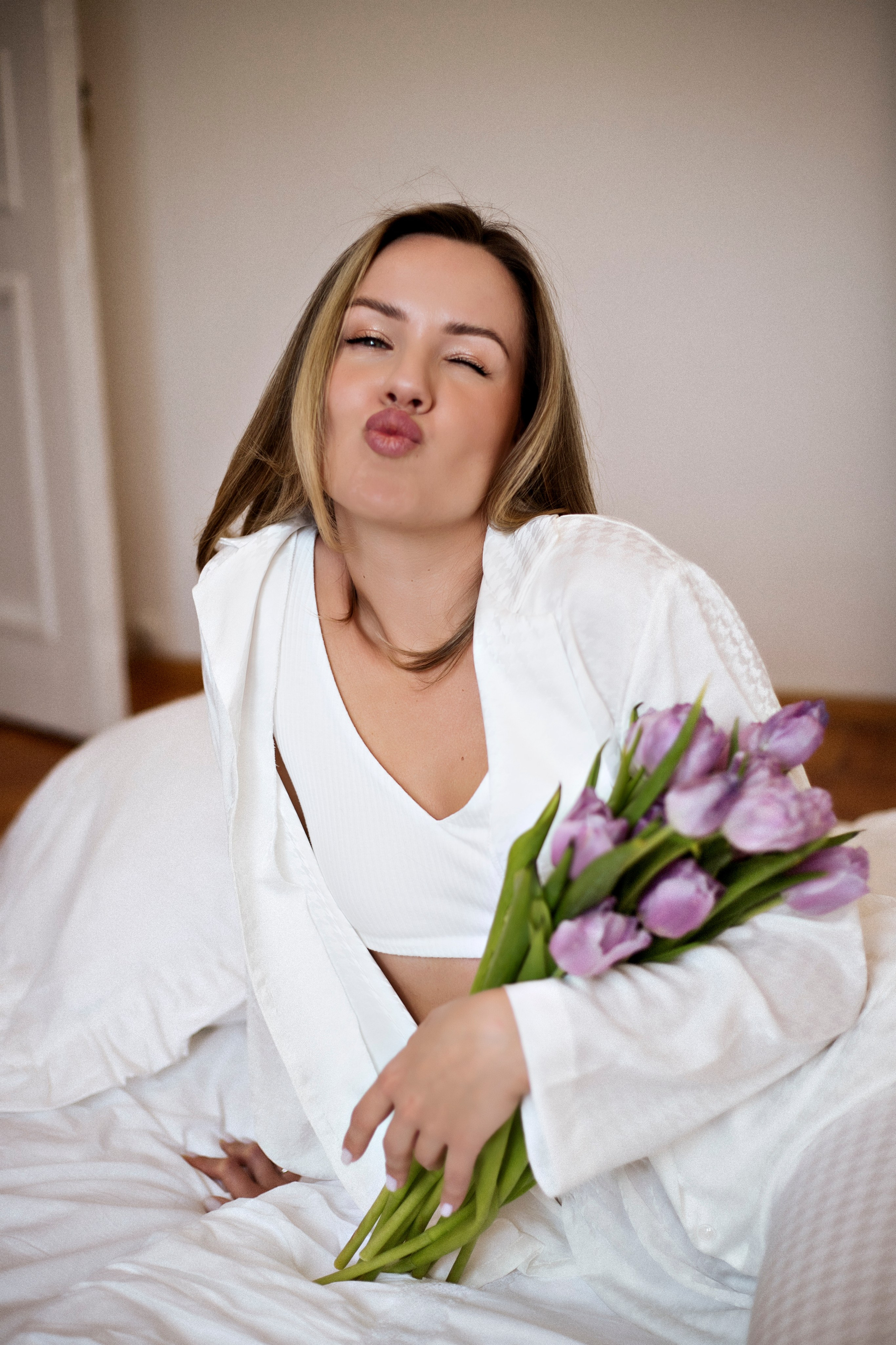 Женская фотосессия в фотостудии. Профессиональный фотограф в Москве