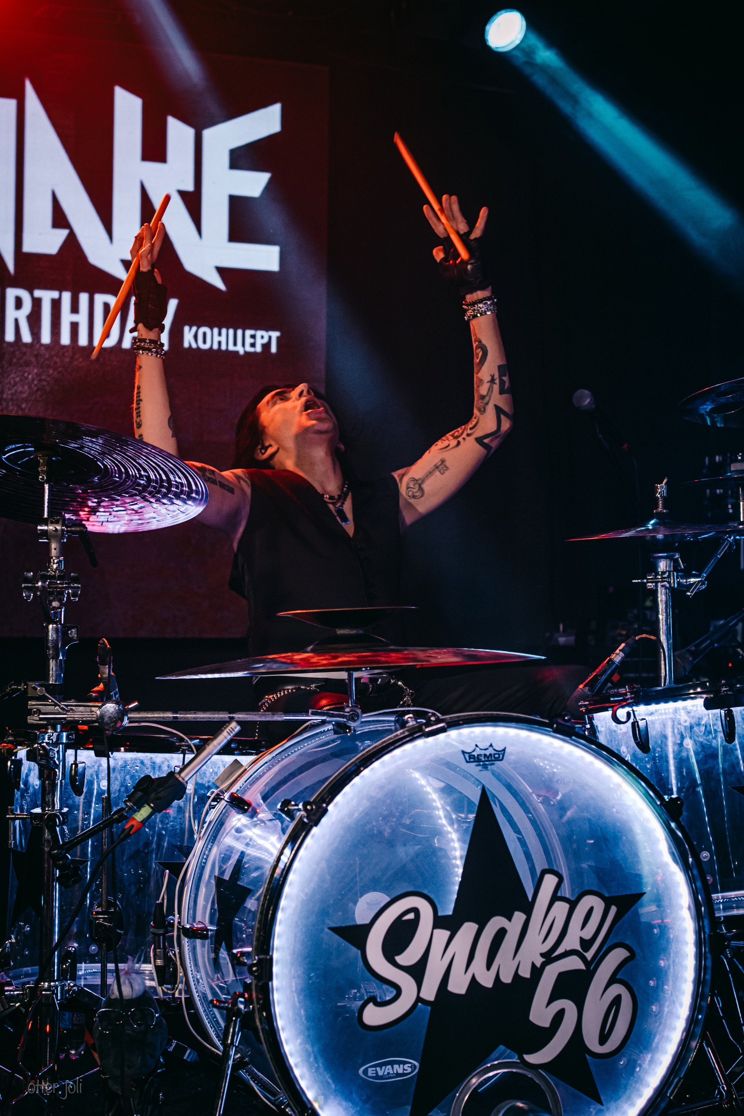 МЭD DОГ | Snake 56. Концертный репортёр Валерия Сафина