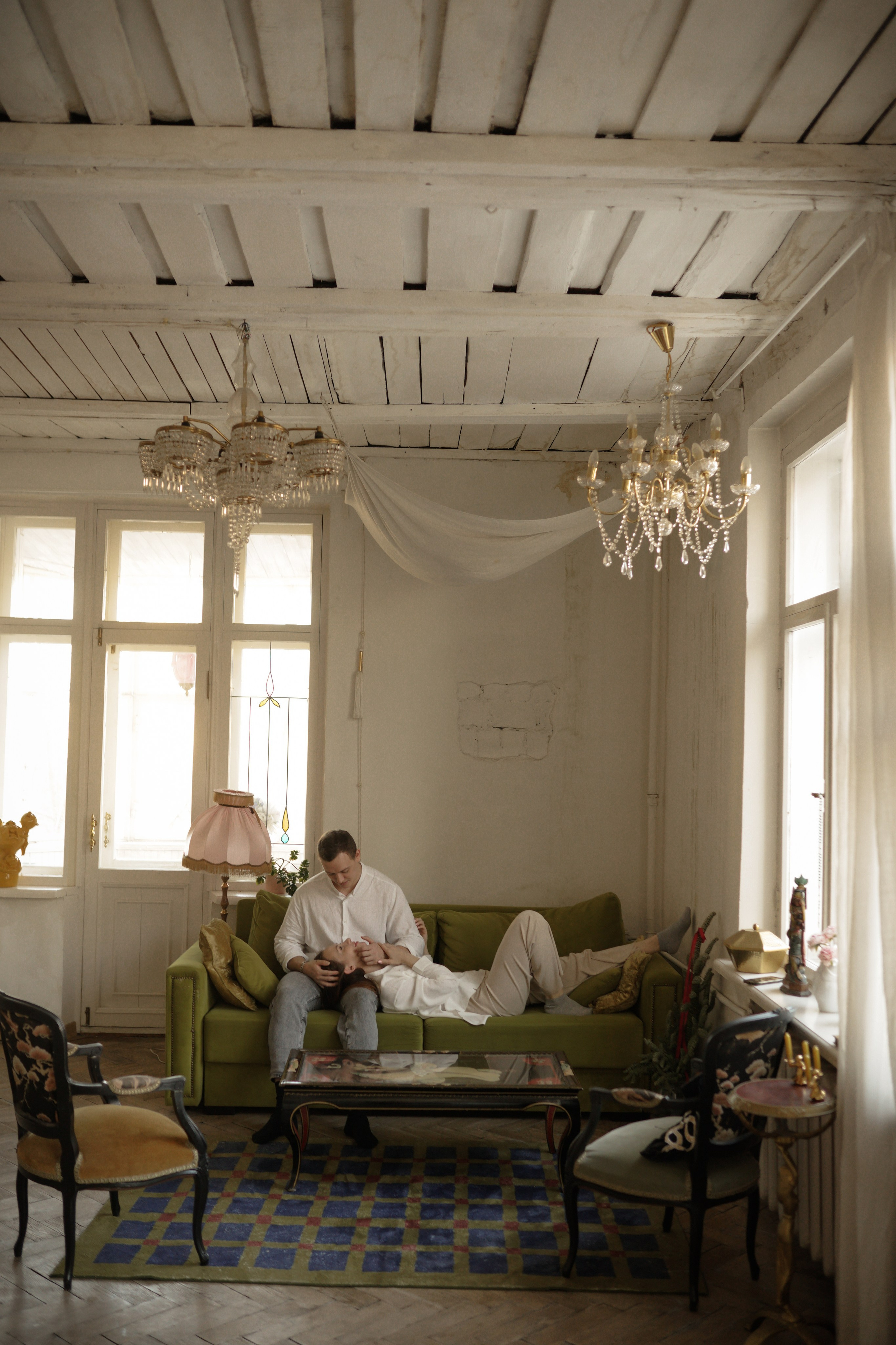 Черное-белое