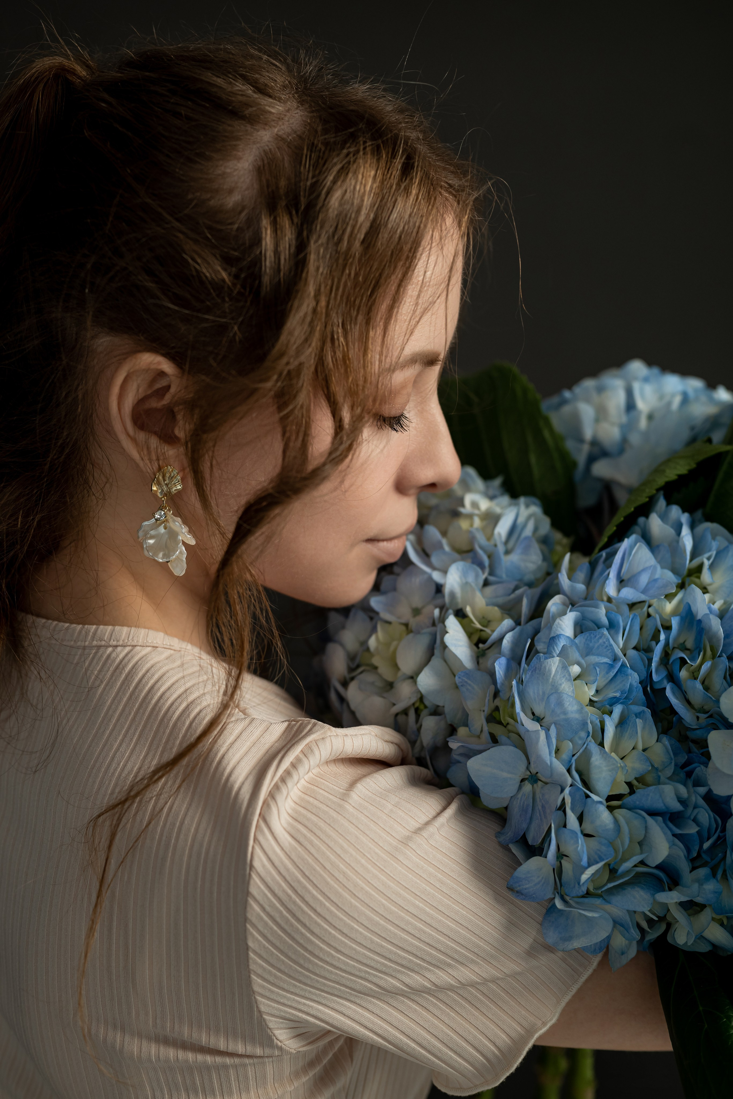 Фотопроект с голубыми гортензиями. Фотограф в городе Салават