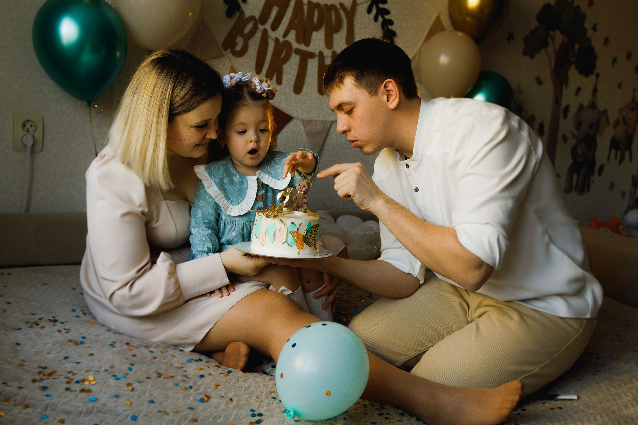 Яркий праздник для Анечки. Lifestyle семейный и детский фотограф в Омске Иванова Екатерина