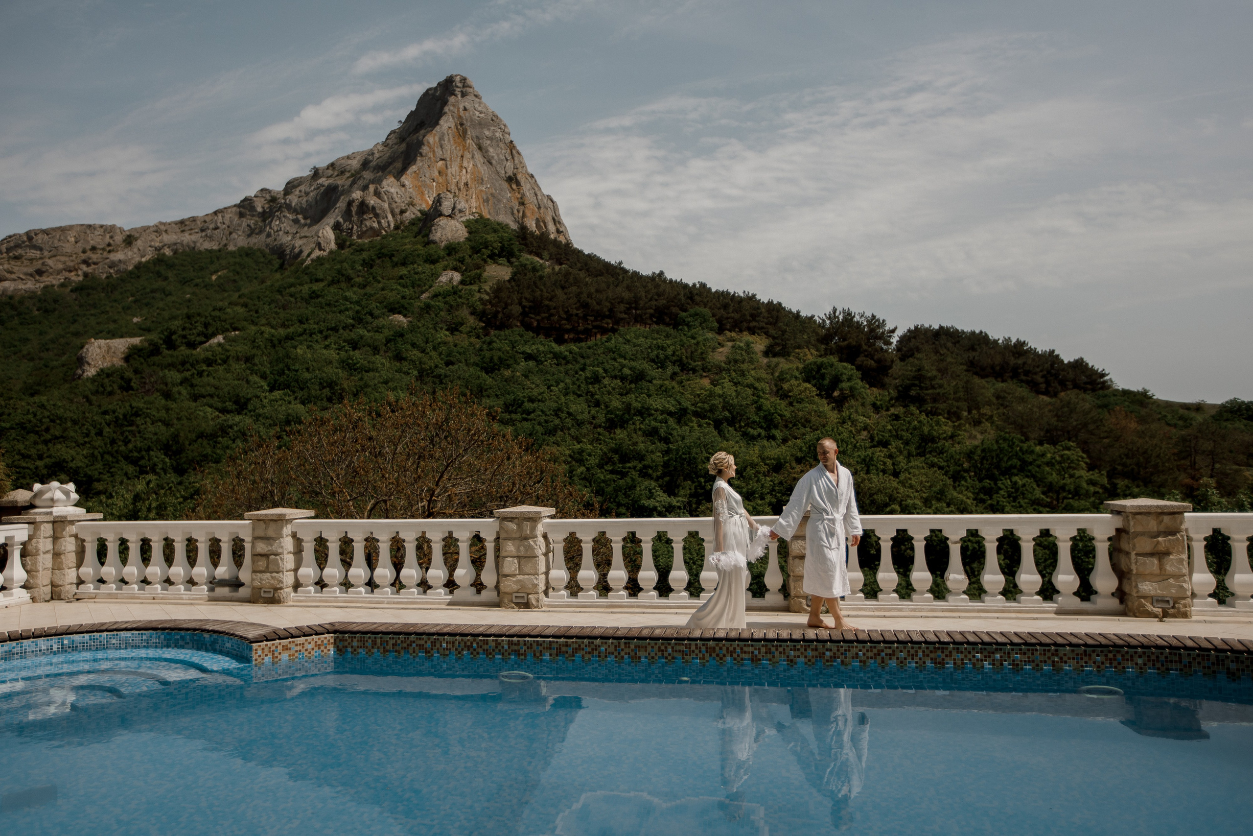 Денис и Алина. Белый замок. Фотограф Анна Лейман. Севастополь