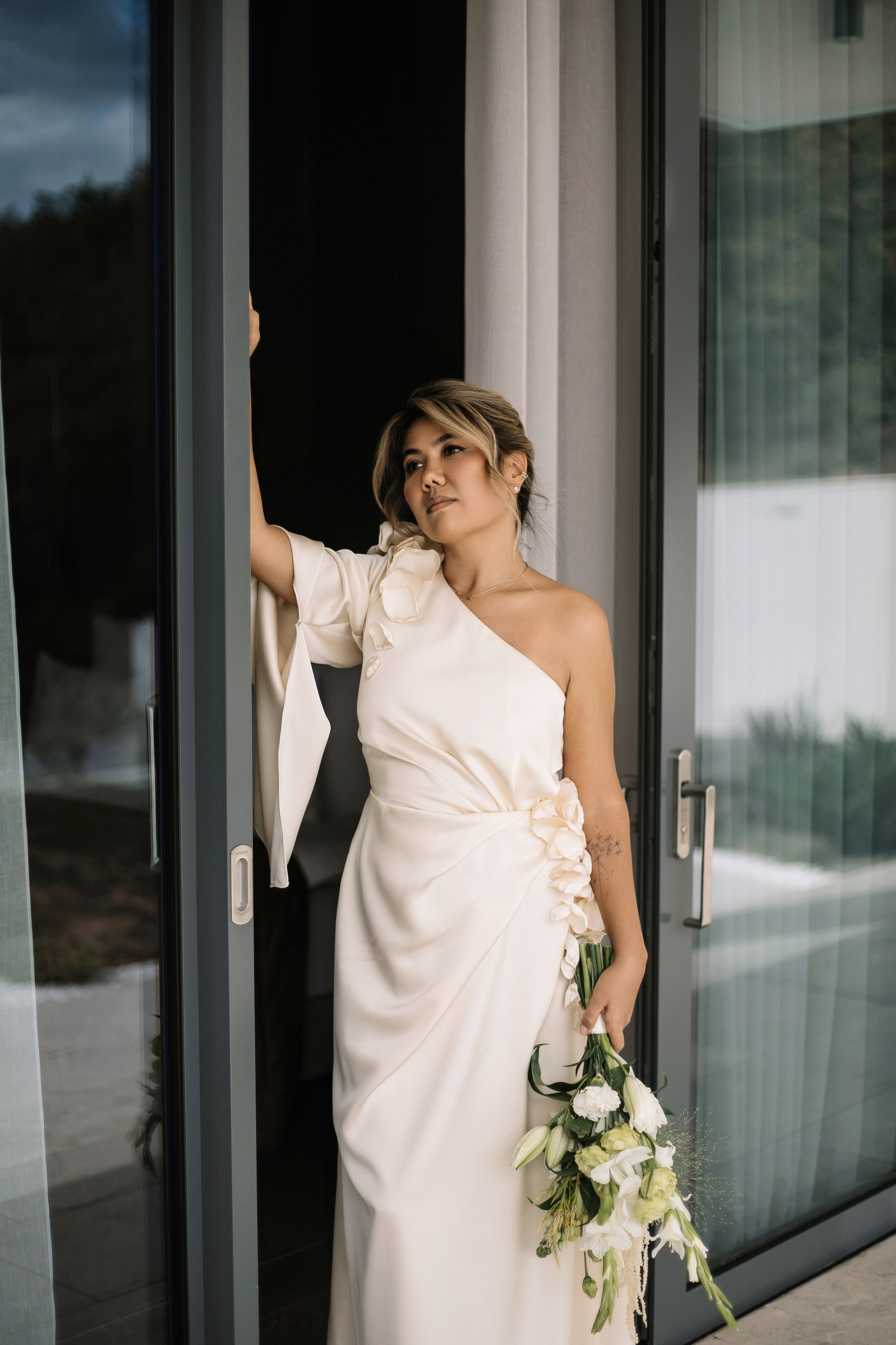 Александр и Гузель. Свадьба для двоих. Винодельня AYA. Фотограф Анна Лейман. Севастополь