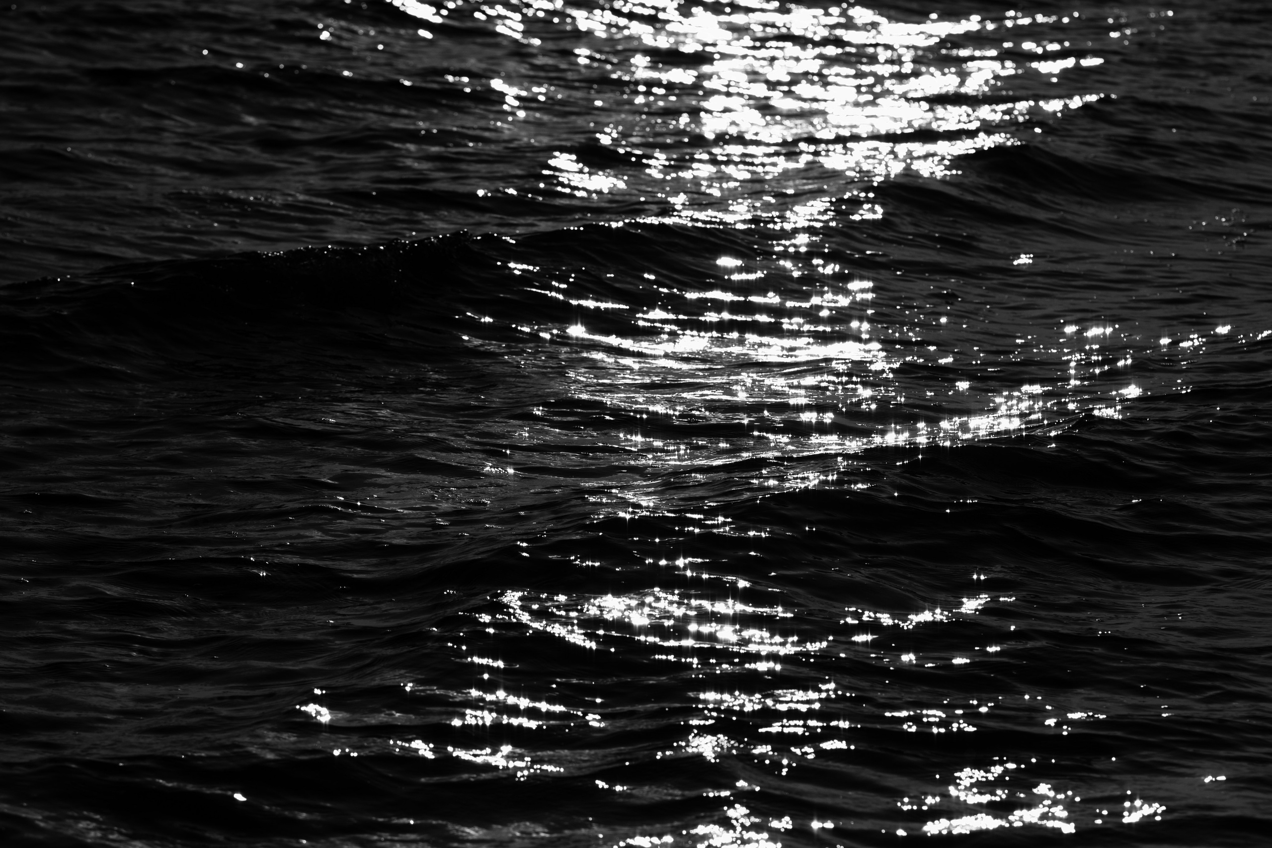 Фотографии для интерьера. Oleg Samoilov is a documentary photographer for brands that value an honest story