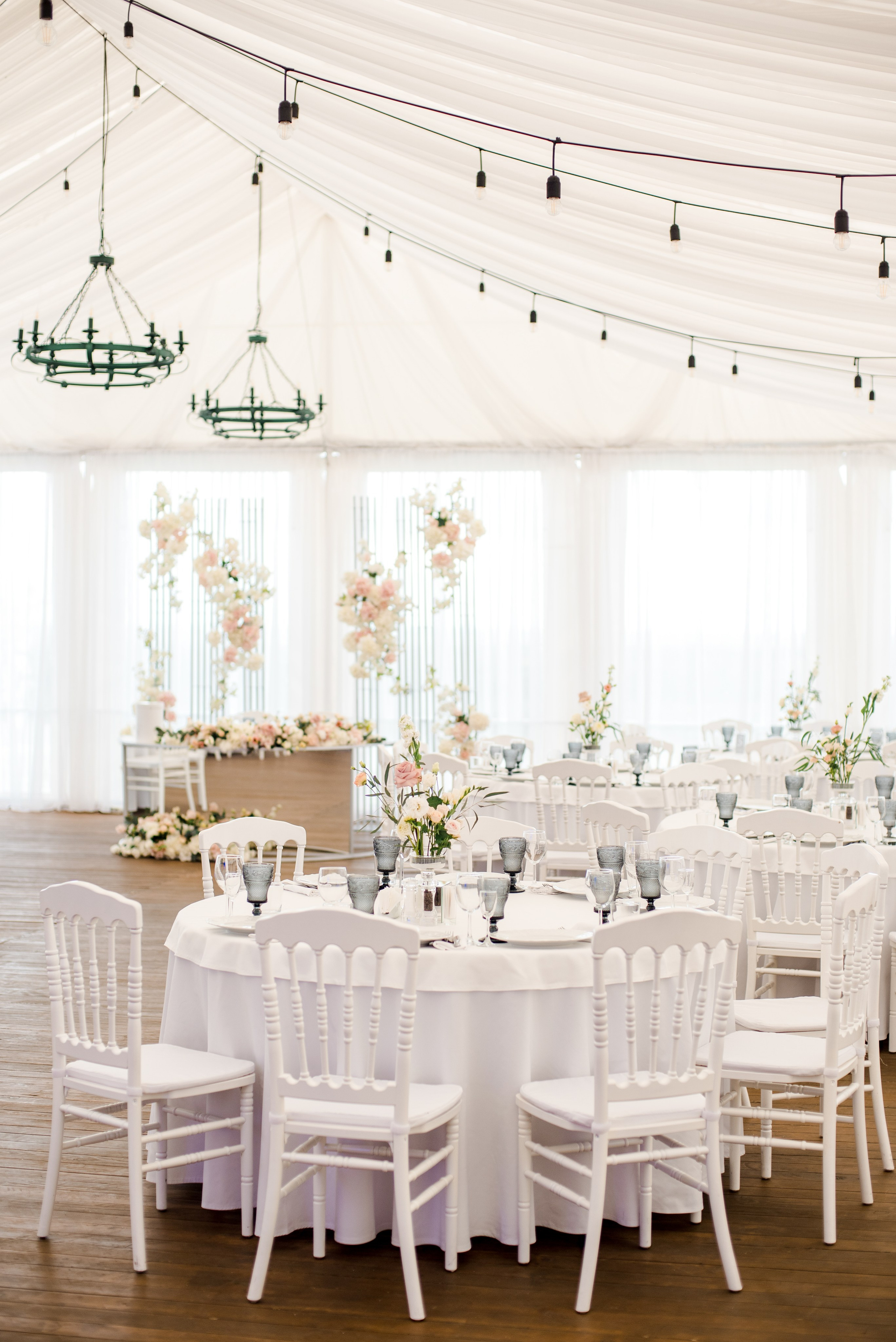 Шикарная свадьба в обрыве. Свадебный организатор Марина Корсакова, Барнаул, Бийск, Алтайский край, Горный Алтай, Новосибирск