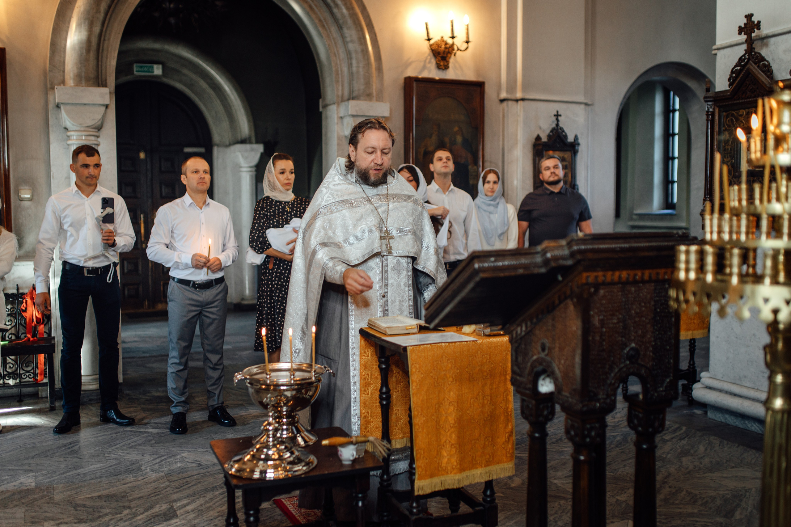 Крещение Тимура храм иконы Всех Скорбящих Радость, октябрь 2024