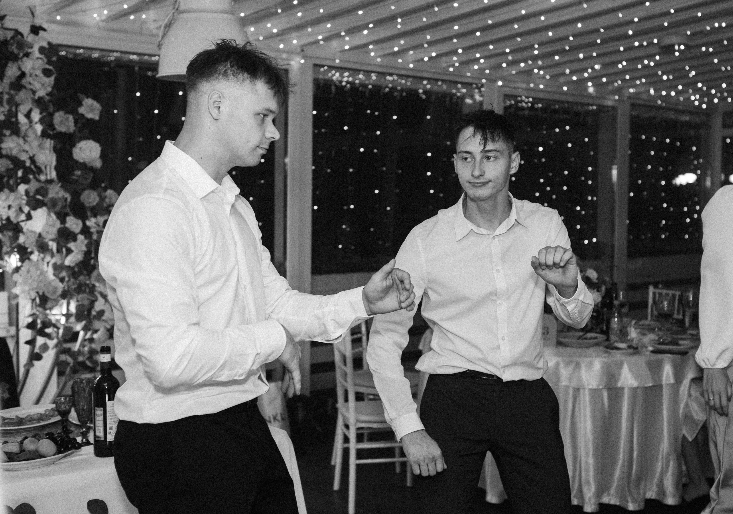 Виктория & Станислав (с банкетом). ФОТОГРАФ Маргарита Сивакова | Ярославль Кострома Москва