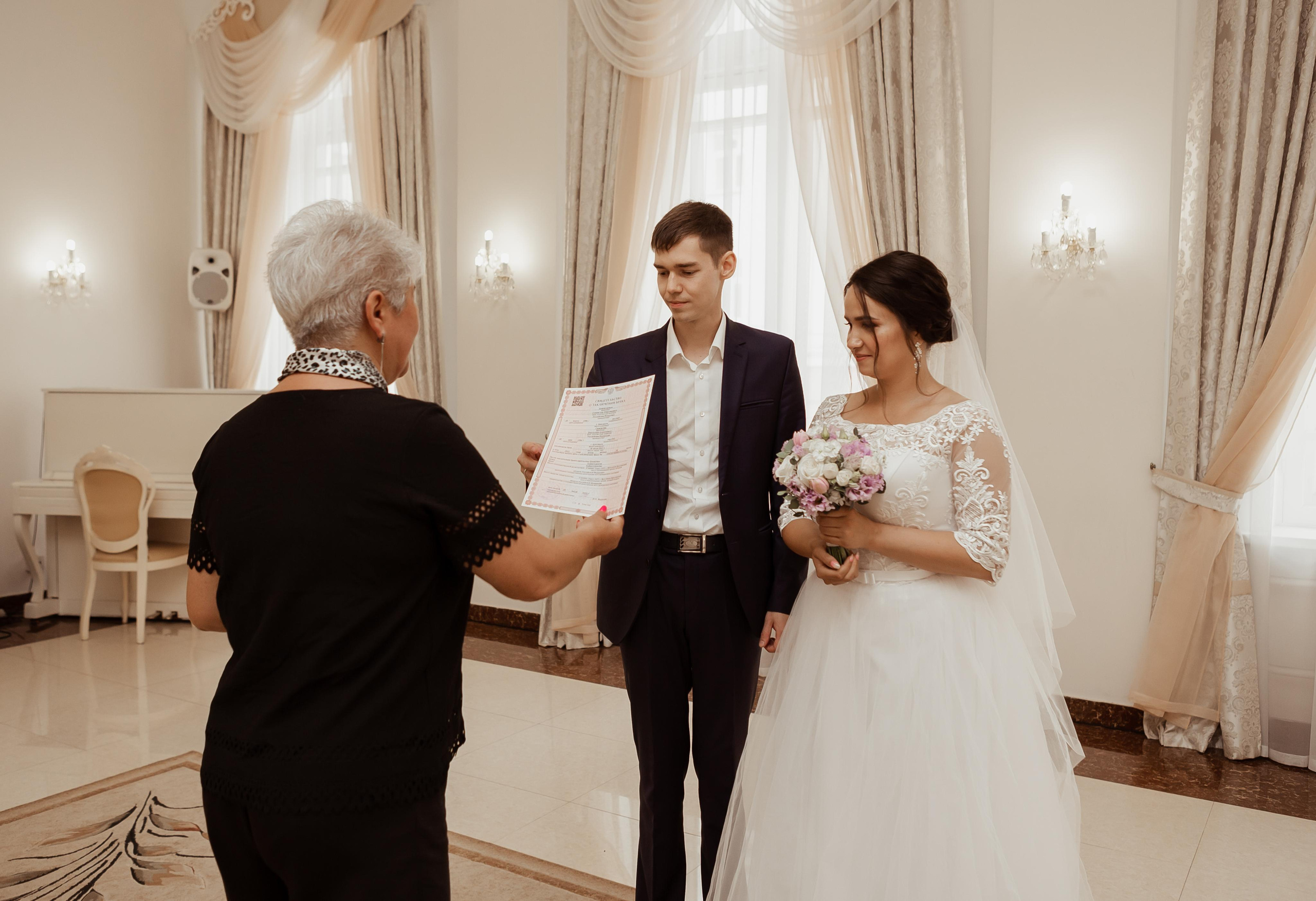 Виктория & Станислав (с банкетом). ФОТОГРАФ Маргарита Сивакова | Ярославль Кострома Москва