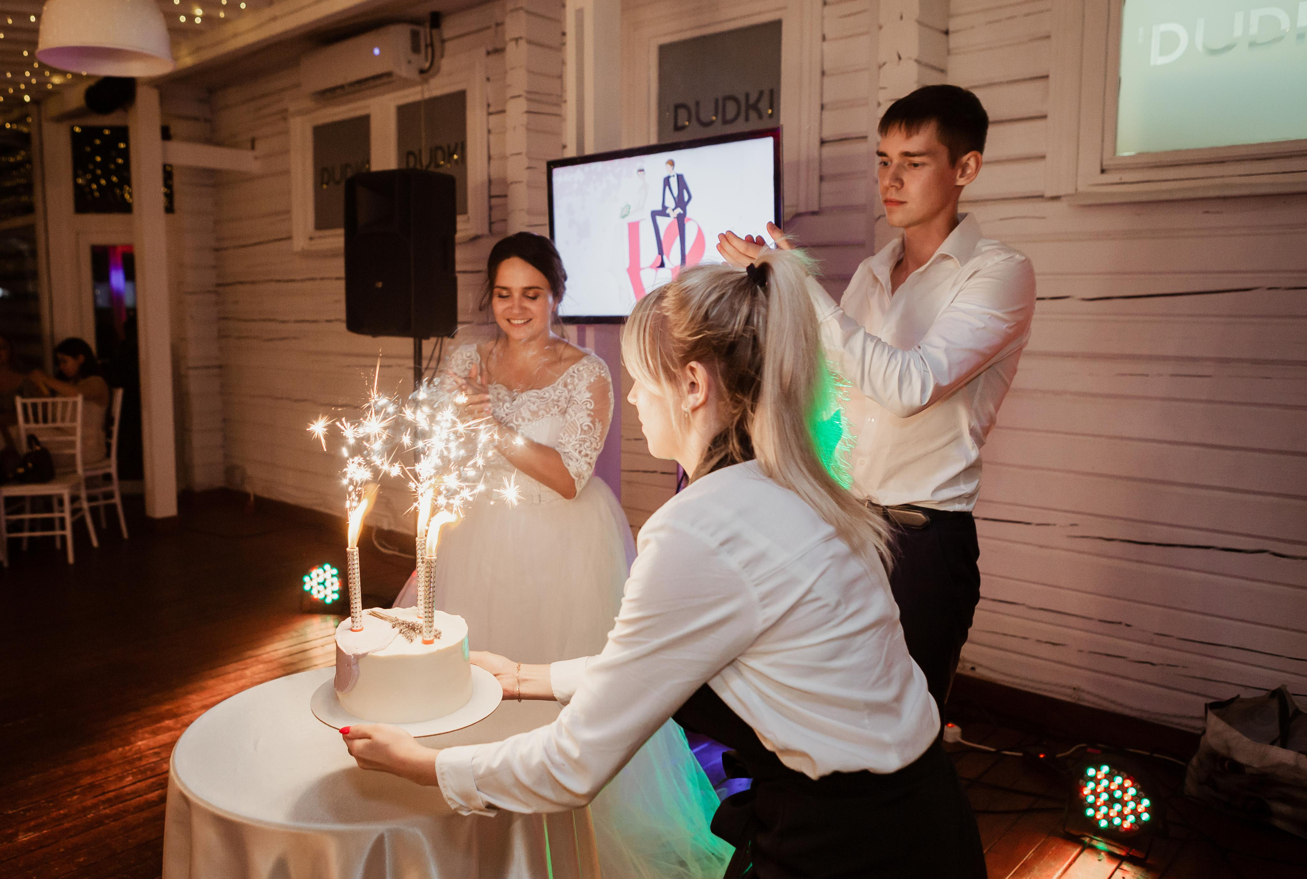 Виктория & Станислав (с банкетом). ФОТОГРАФ Маргарита Сивакова | Ярославль Кострома Москва
