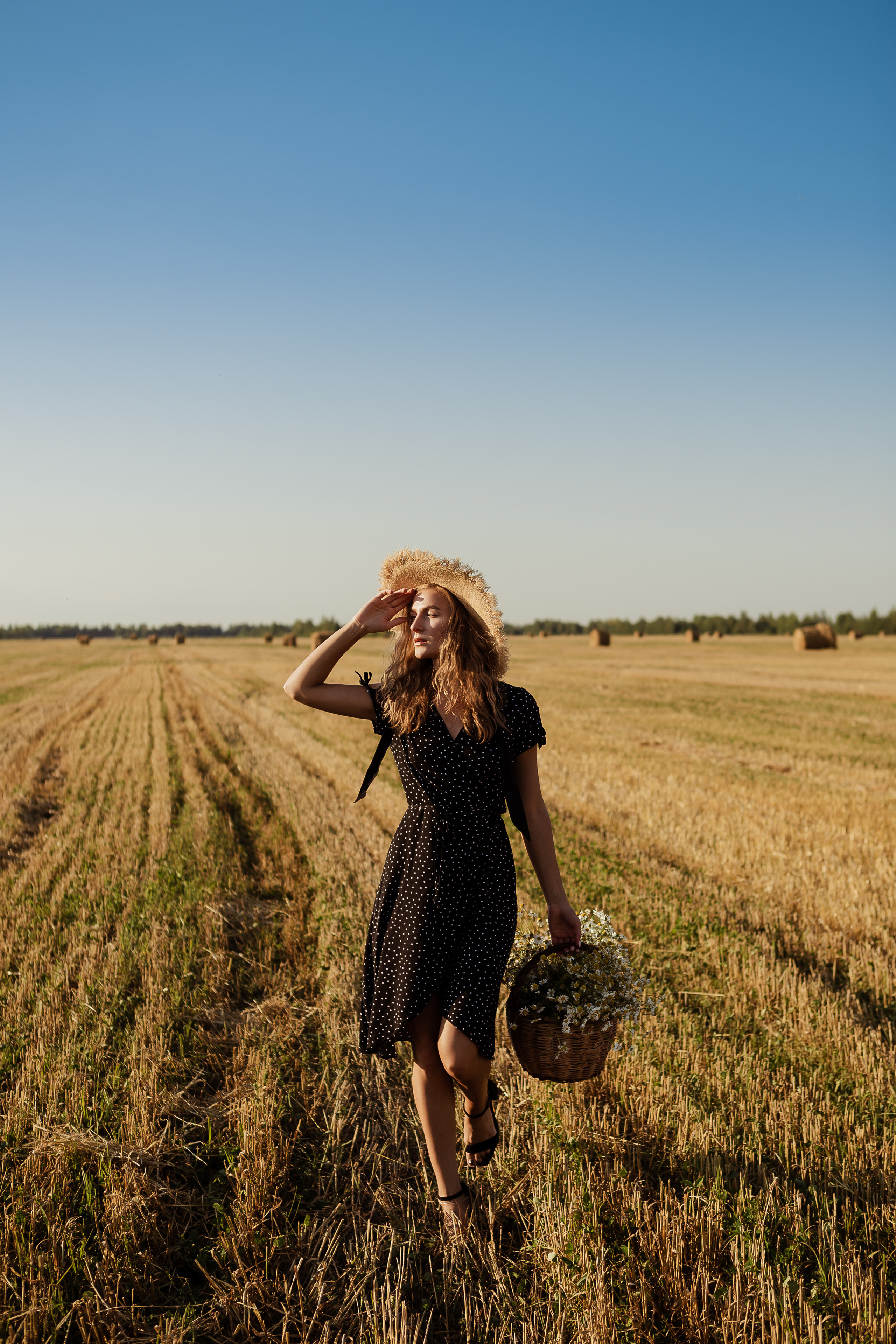 Прогулка в поле. ФОТОГРАФ Маргарита Сивакова | Ярославль Кострома Москва