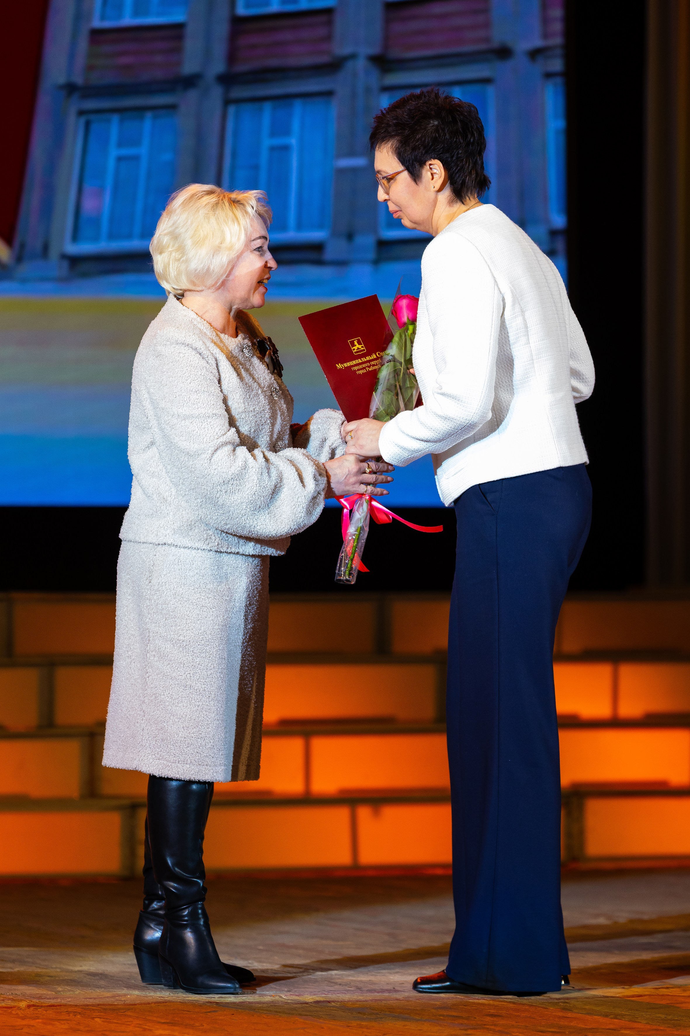 Юбилей первой школы города Рыбинска. Главная