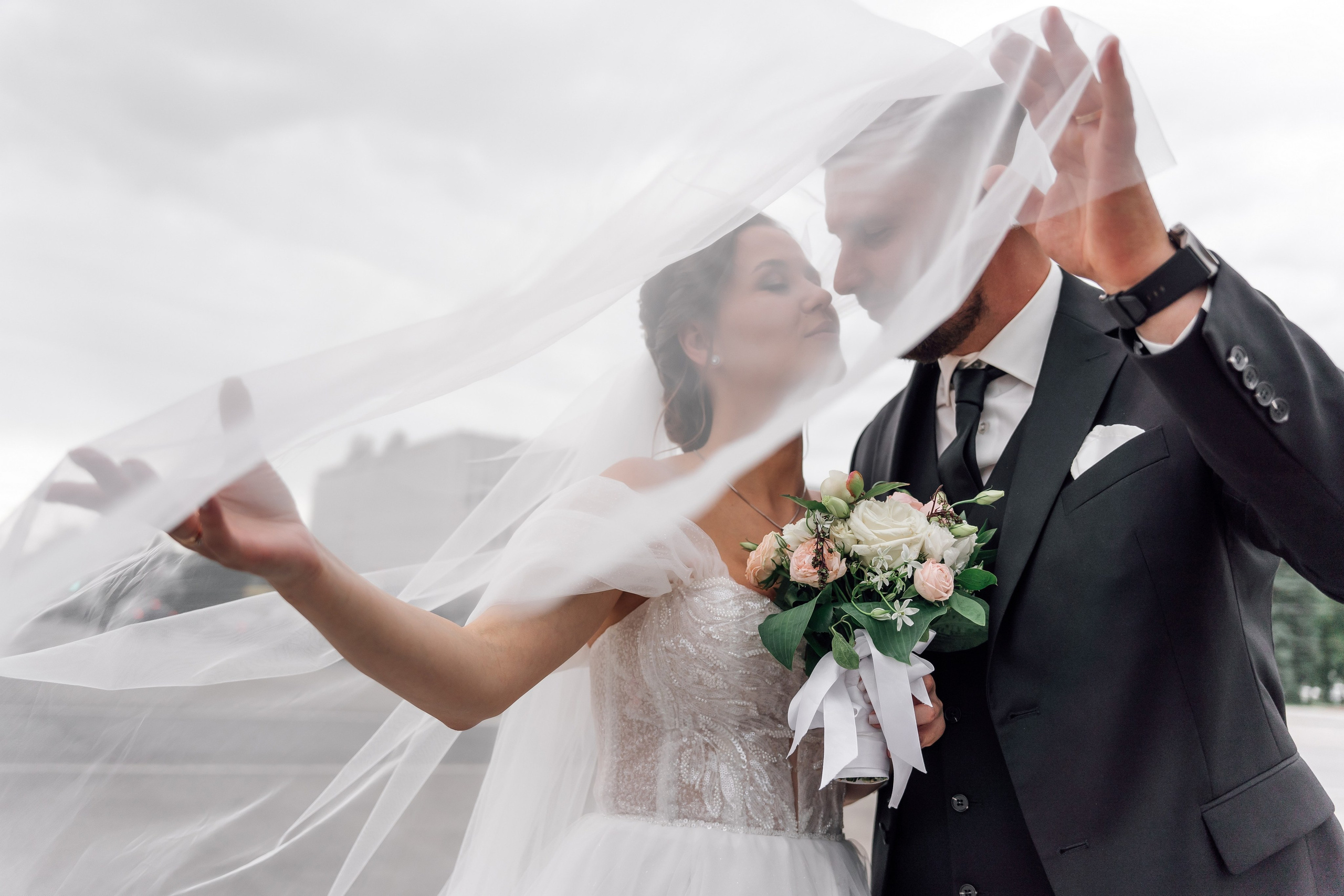 Свадебный день Яны и Максима, прогулка в лесу, Картинная галерея в Тамбове. Свадебный фотограф в Тамбове Павел Четвертков