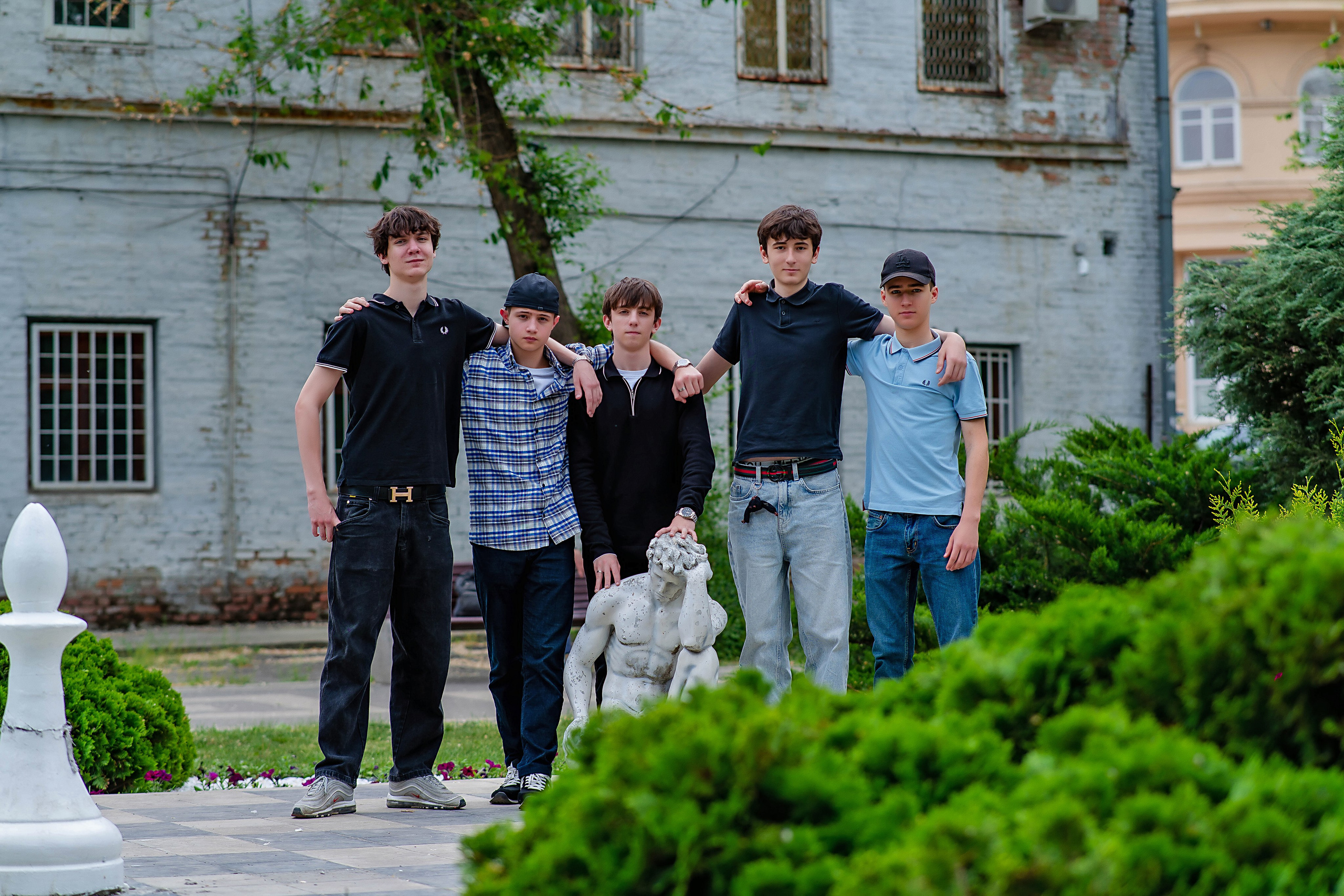 Выпускные (школьные) альбомы (книги) в Ростове-на-Дону. Современные Выпускные Альбомы в Ростове-на-Дону