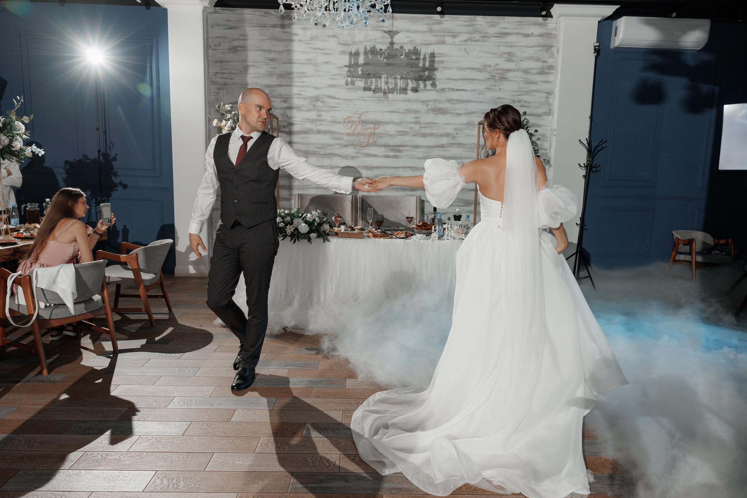 Полина и Дмитрий, загородный клуб «Барин», ЗАГС в г. Пушкино. Свадебный и репортажный фотограф (Москва, Королев и другие)