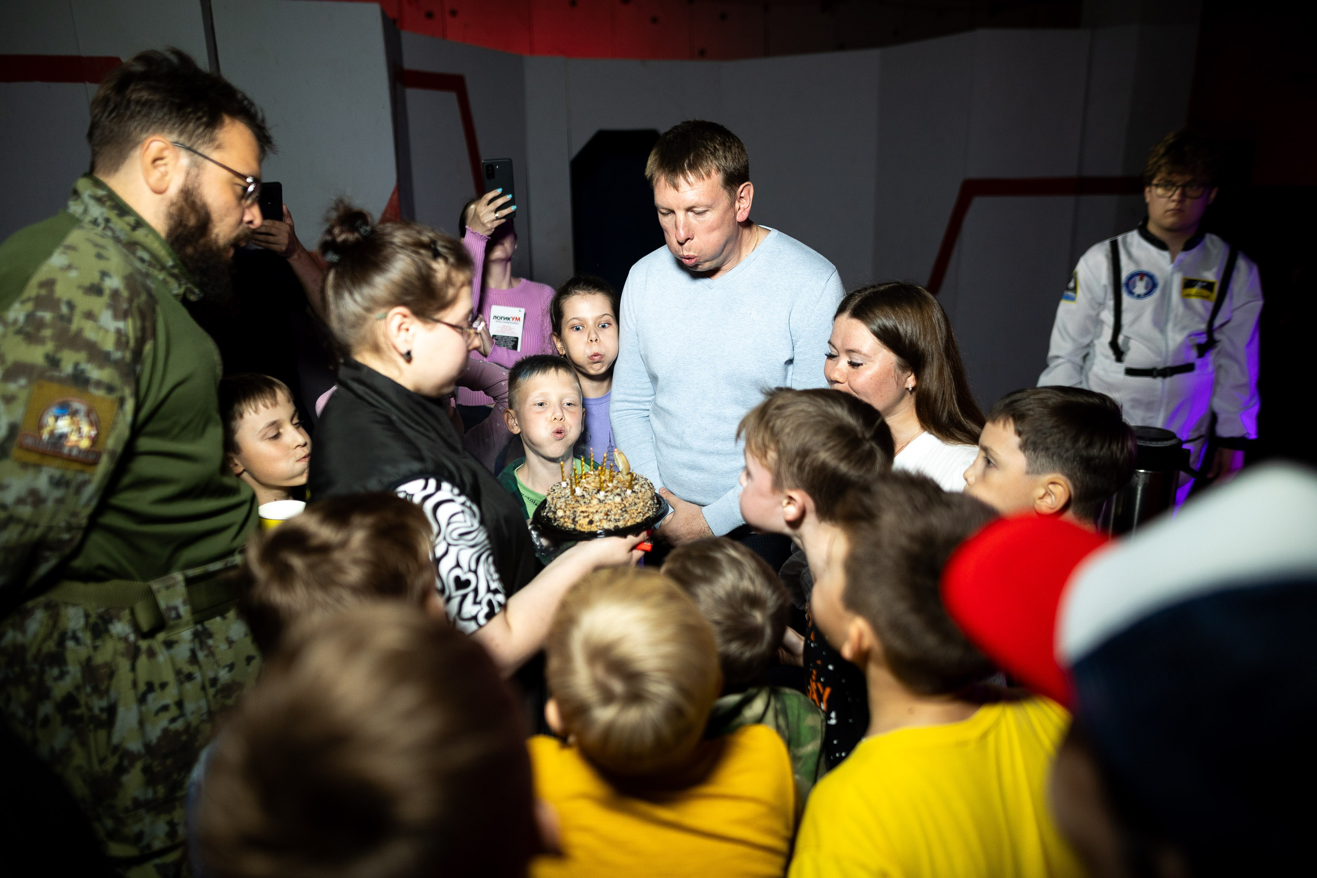 День рождения клуба «Атака». Фотограф Родион Нарудинов