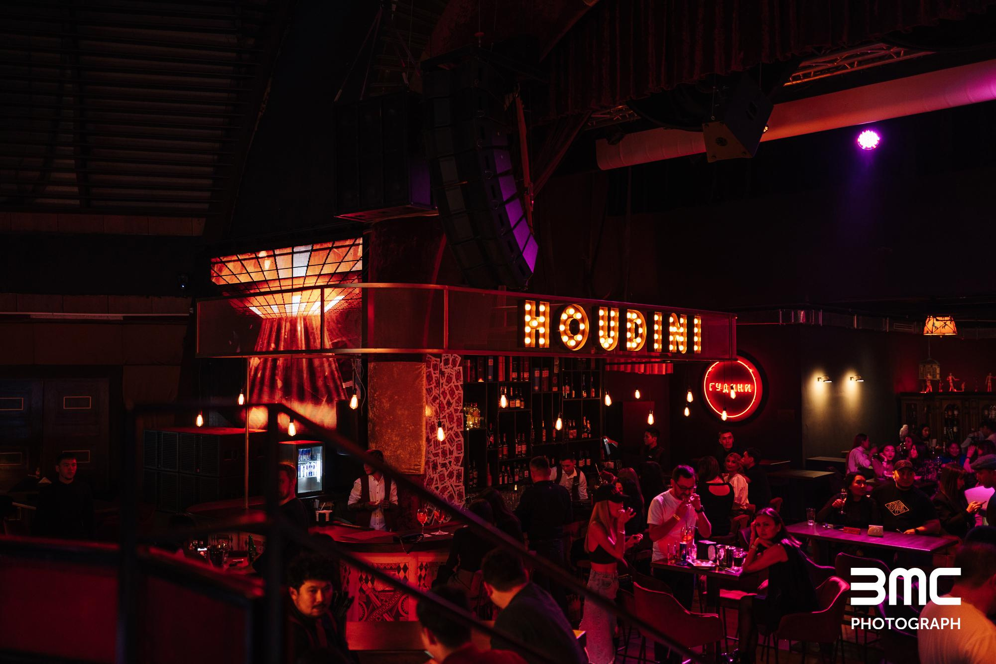 Фотоотчет: Zerkalo Bar