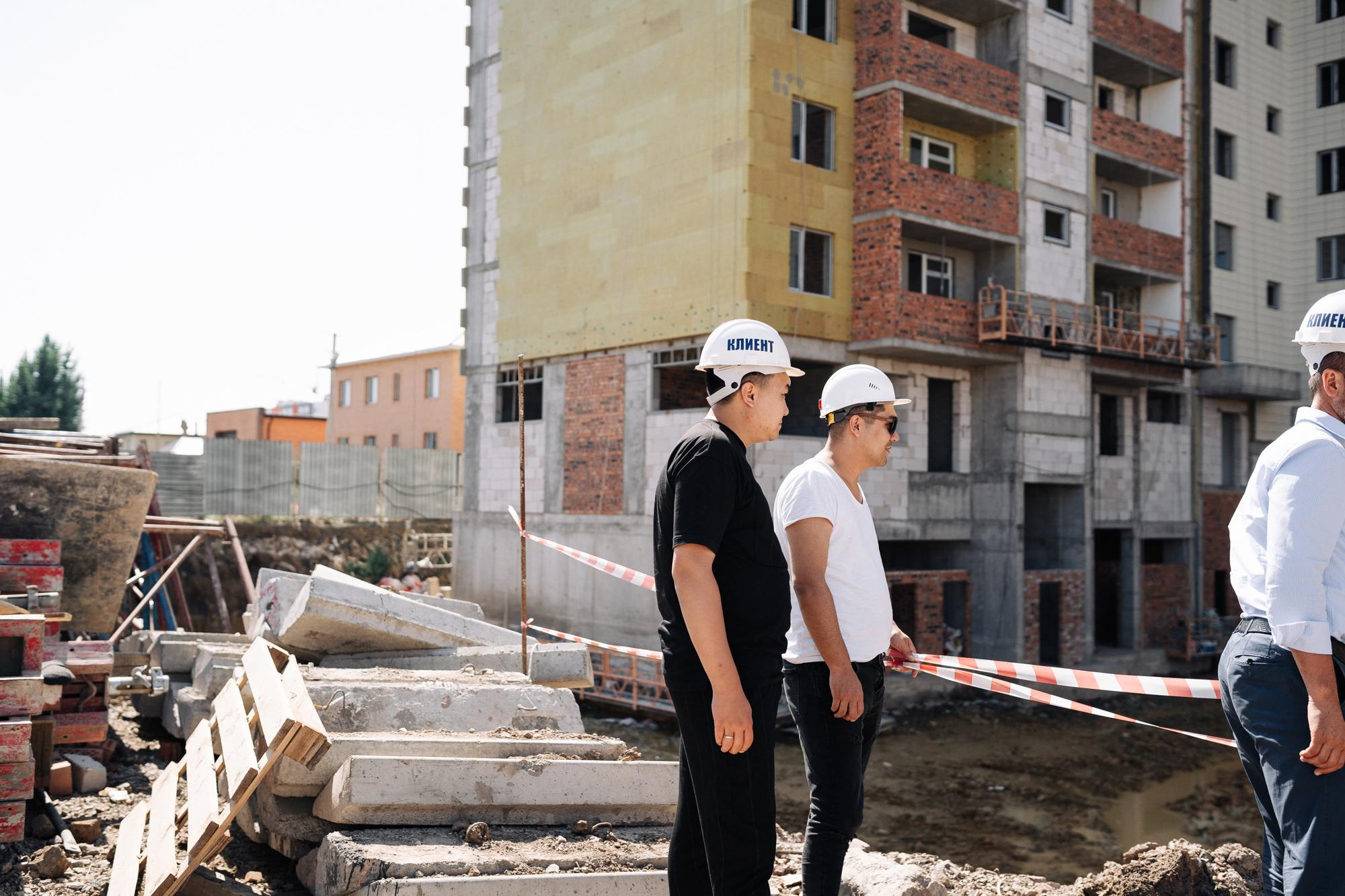 Фотоотчет: строительство жилого комплекса «Шахристан»