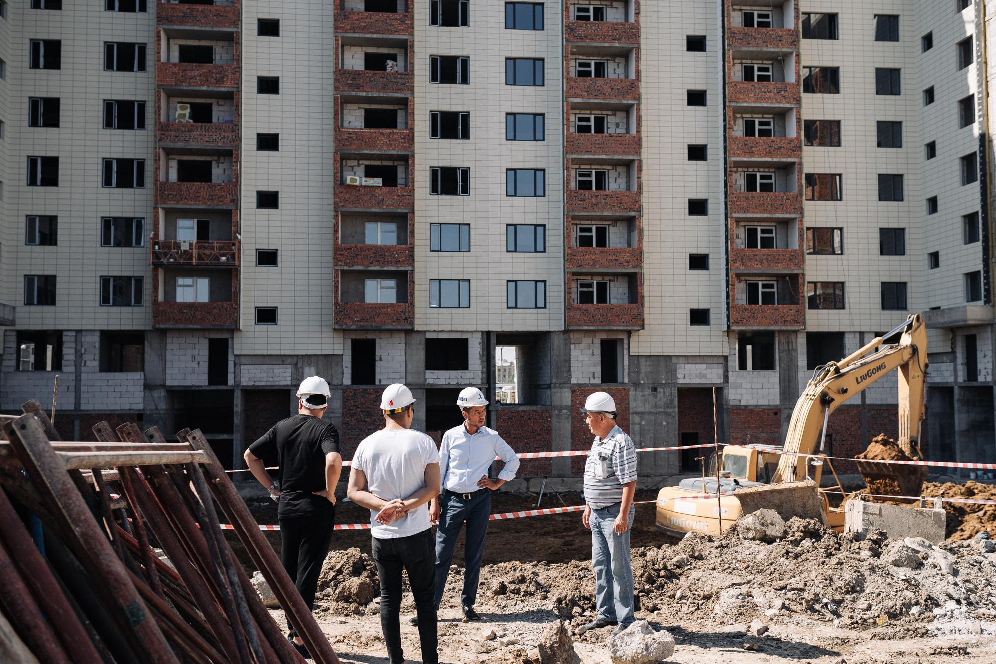 Фотоотчет: строительство жилого комплекса «Шахристан»