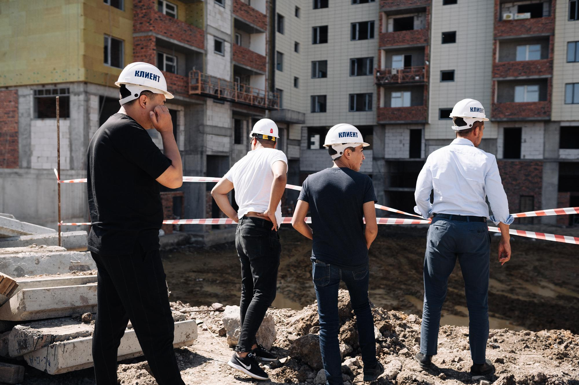 Фотоотчет: строительство жилого комплекса «Шахристан»