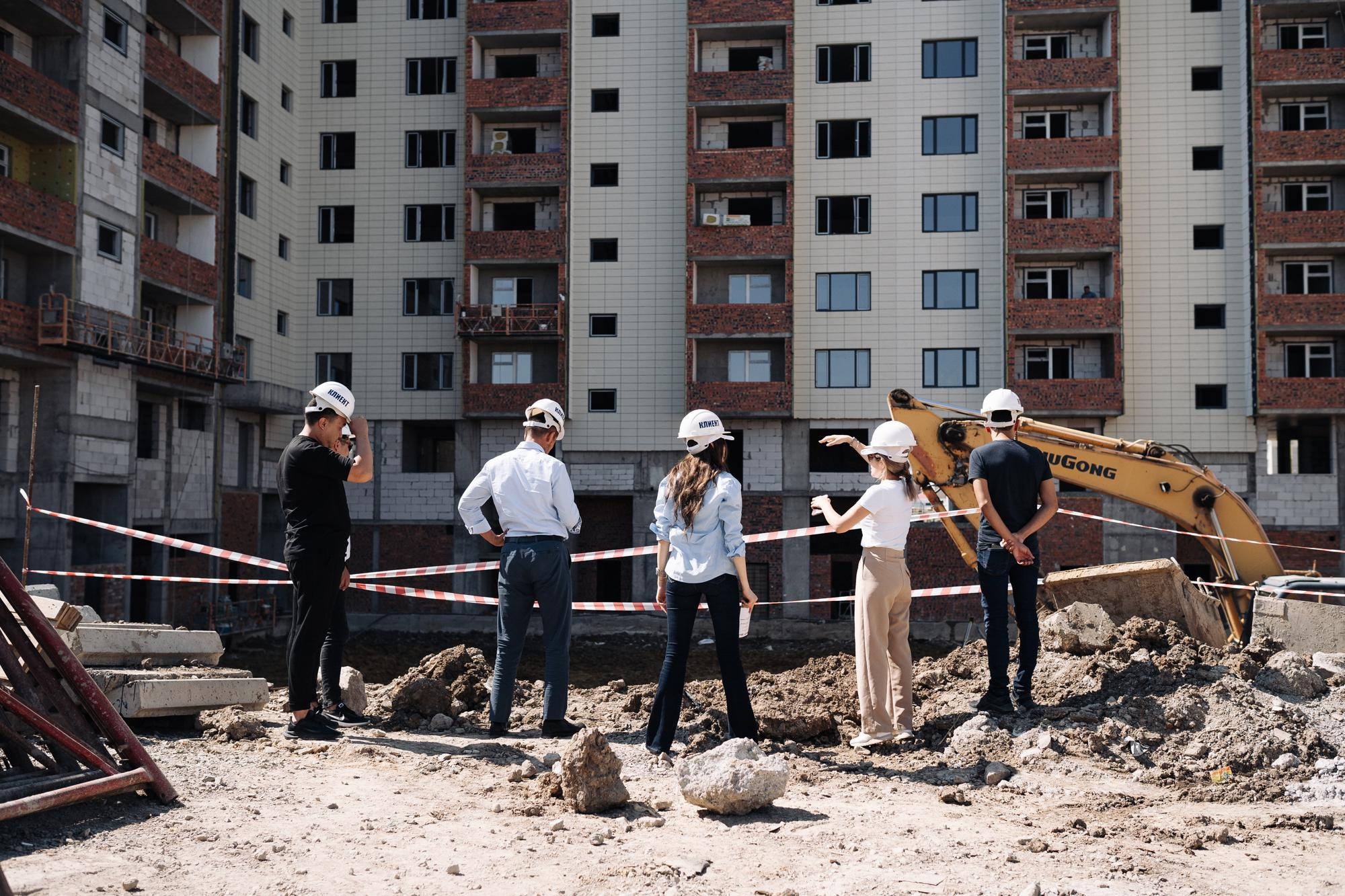 Фотоотчет: строительство жилого комплекса «Шахристан»