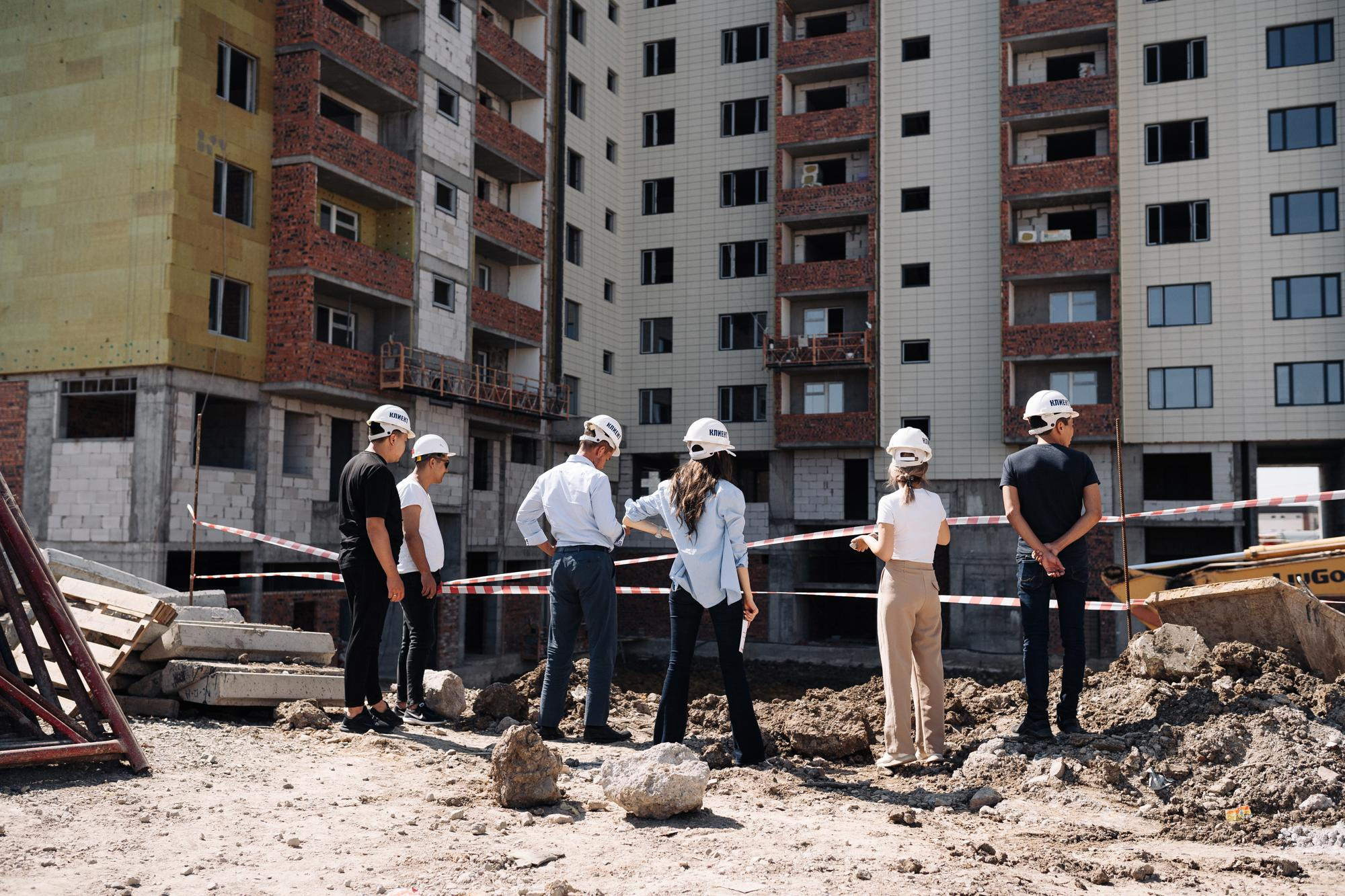 Фотоотчет: строительство жилого комплекса «Шахристан»