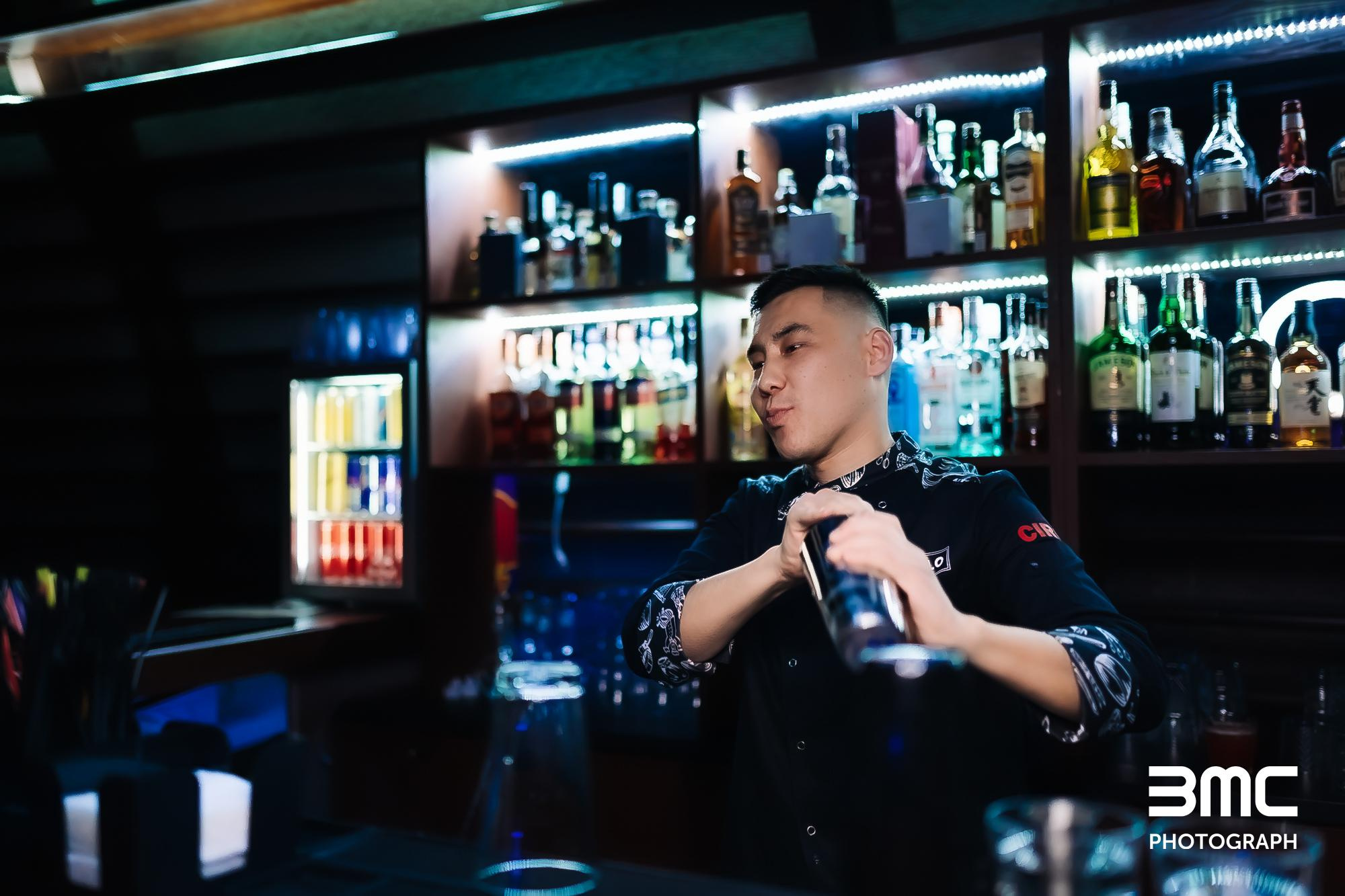 Фотоотчет: Zerkalo Bar