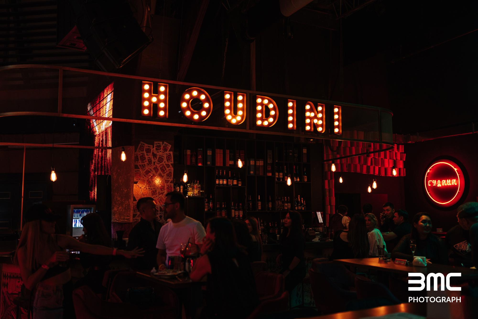 Фотоотчет: Zerkalo Bar