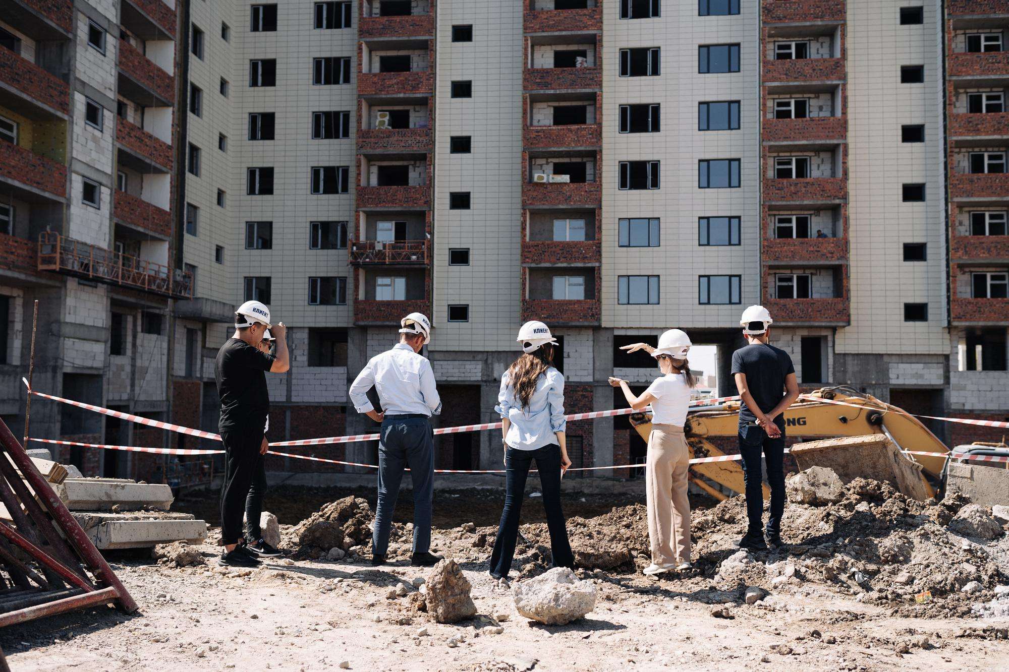 Фотоотчет: строительство жилого комплекса «Шахристан»