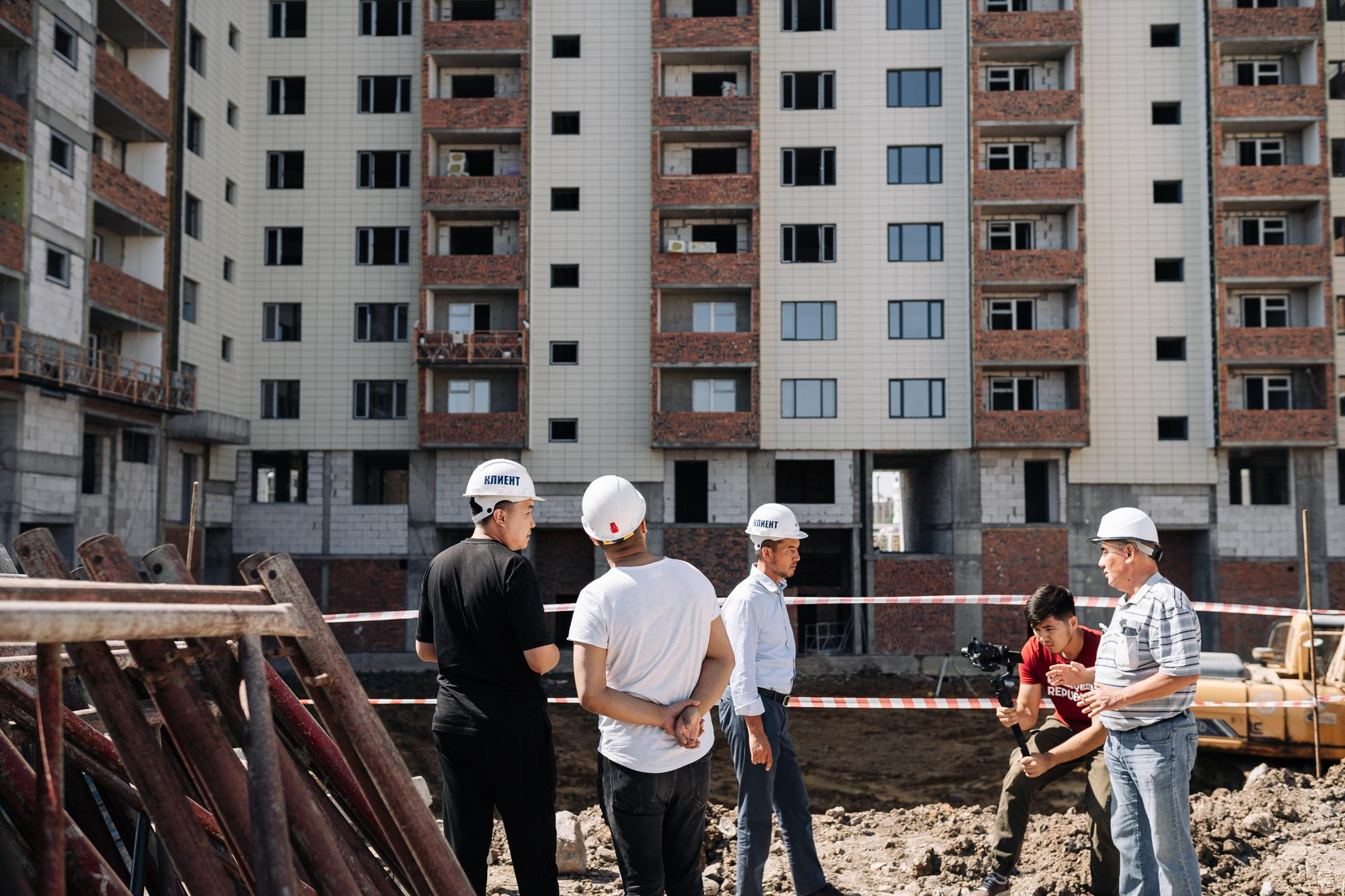 Фотоотчет: строительство жилого комплекса «Шахристан»