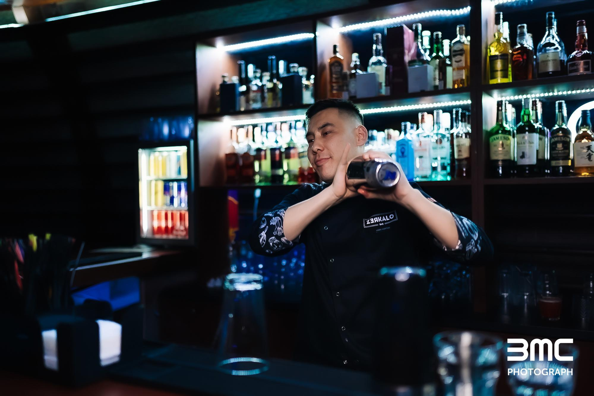 Фотоотчет: Zerkalo Bar