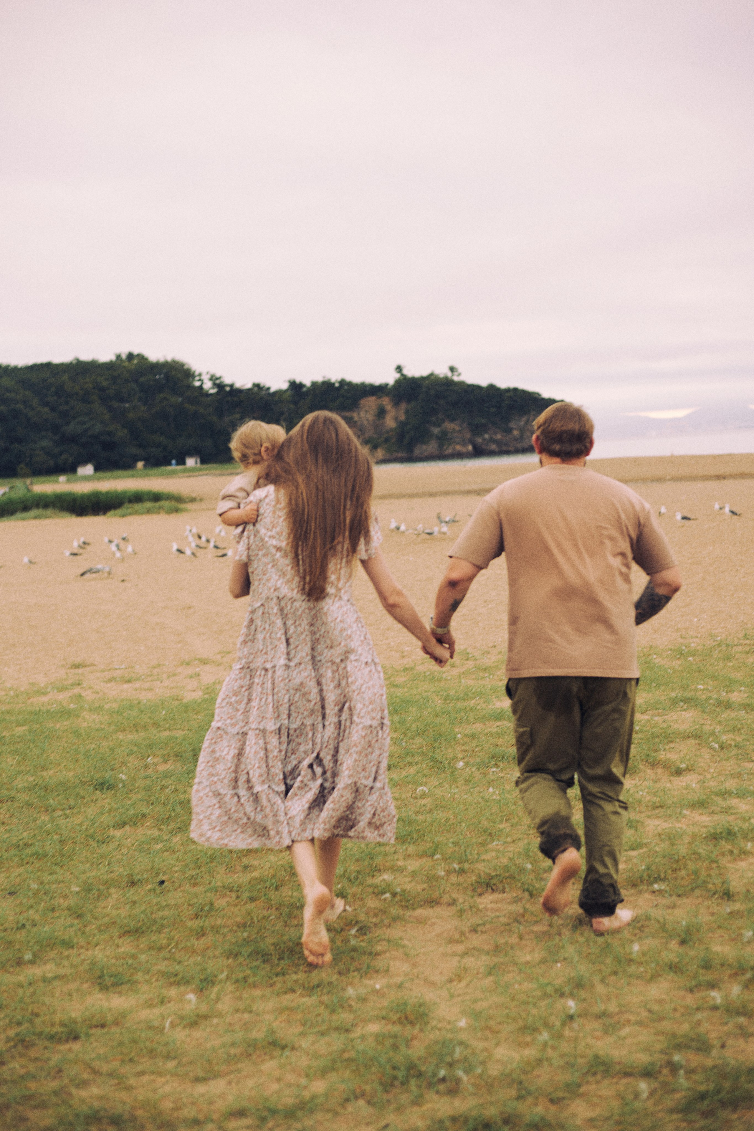 Маленькие ножки. Фотограф Ионова Анастасия, г Владивосток