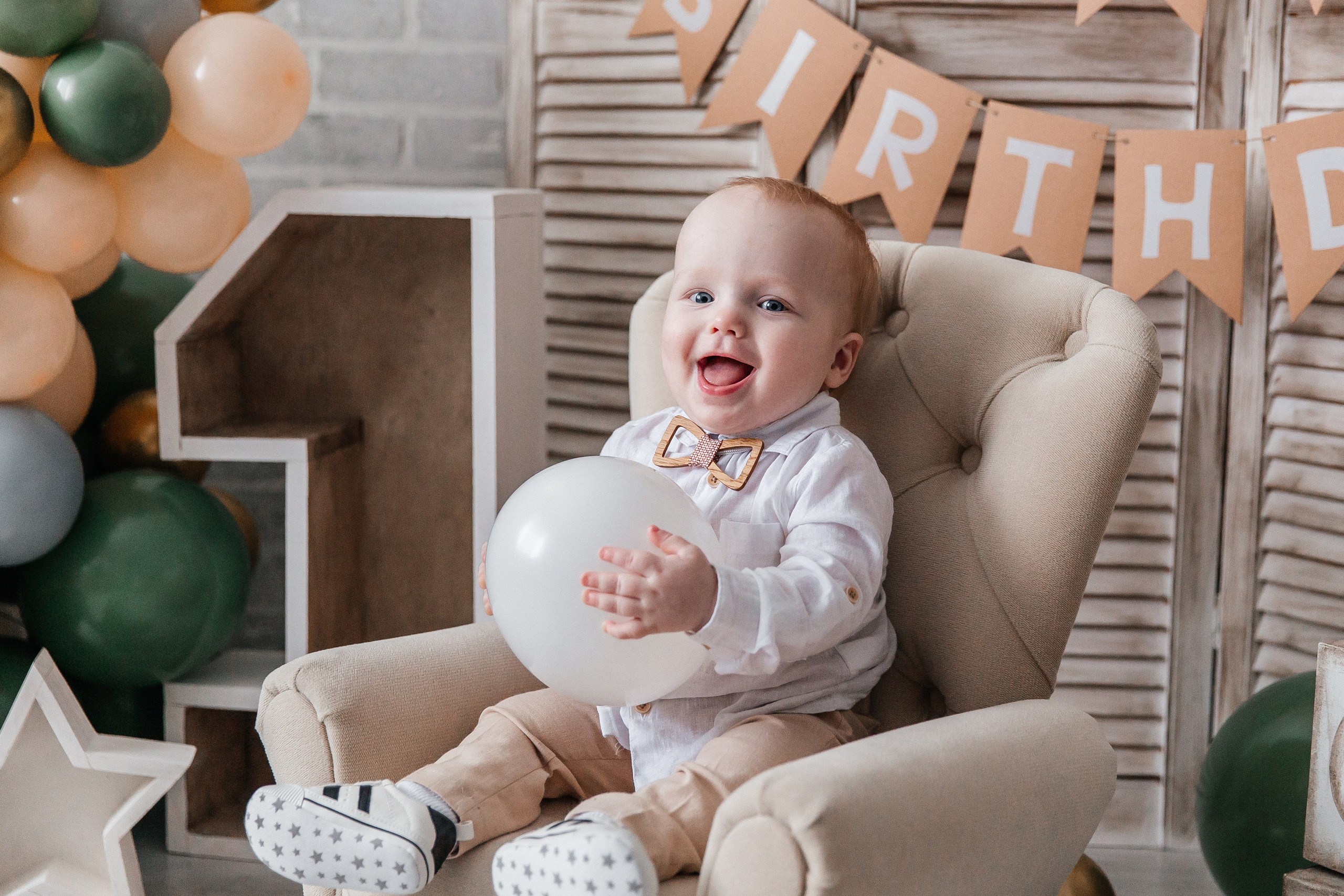 С шарами. Детский фотограф, выпускные альбомы в Нижнем Новгороде Бодягина Мария