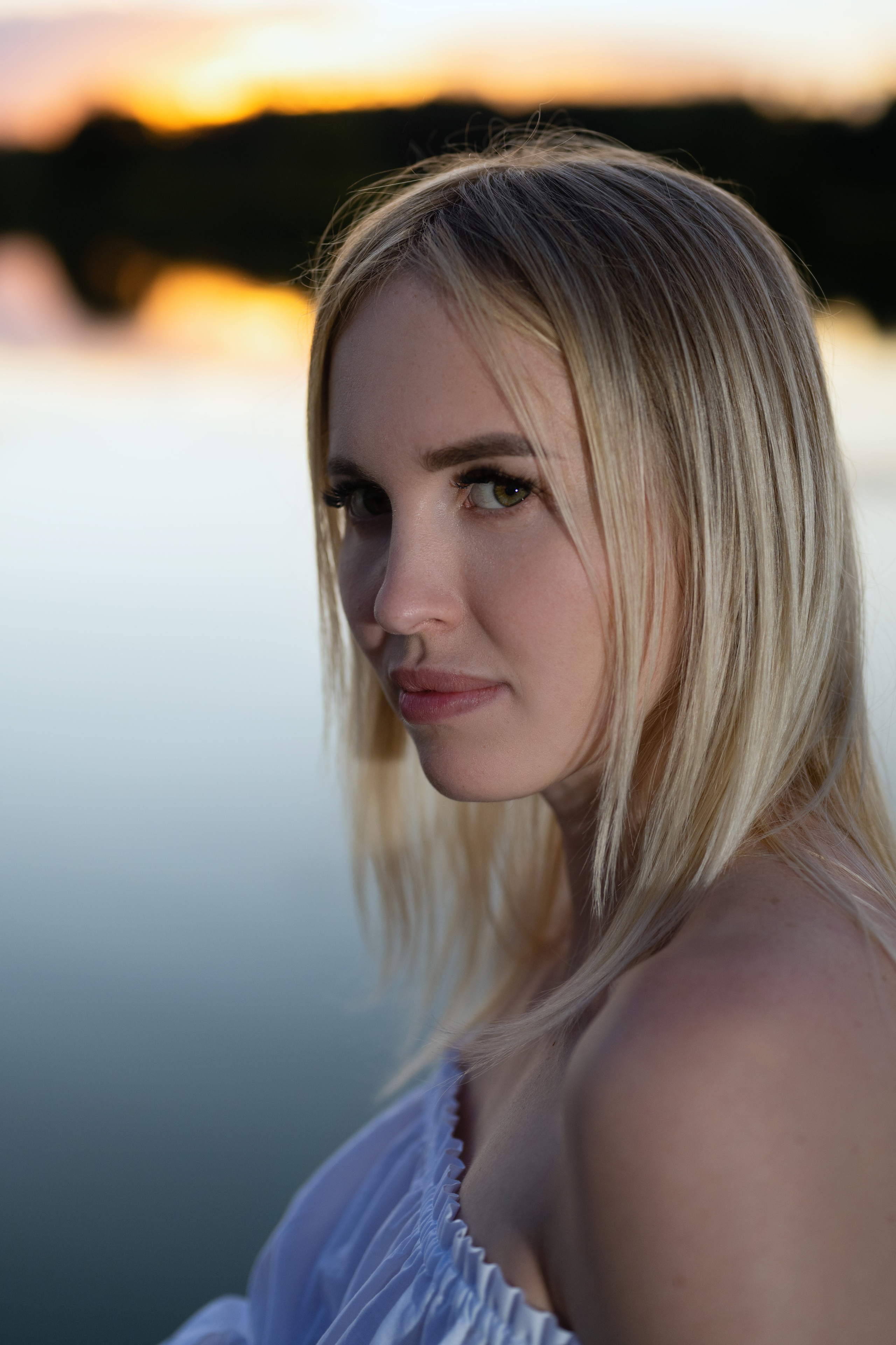 Летняя съёмка девушек на природе