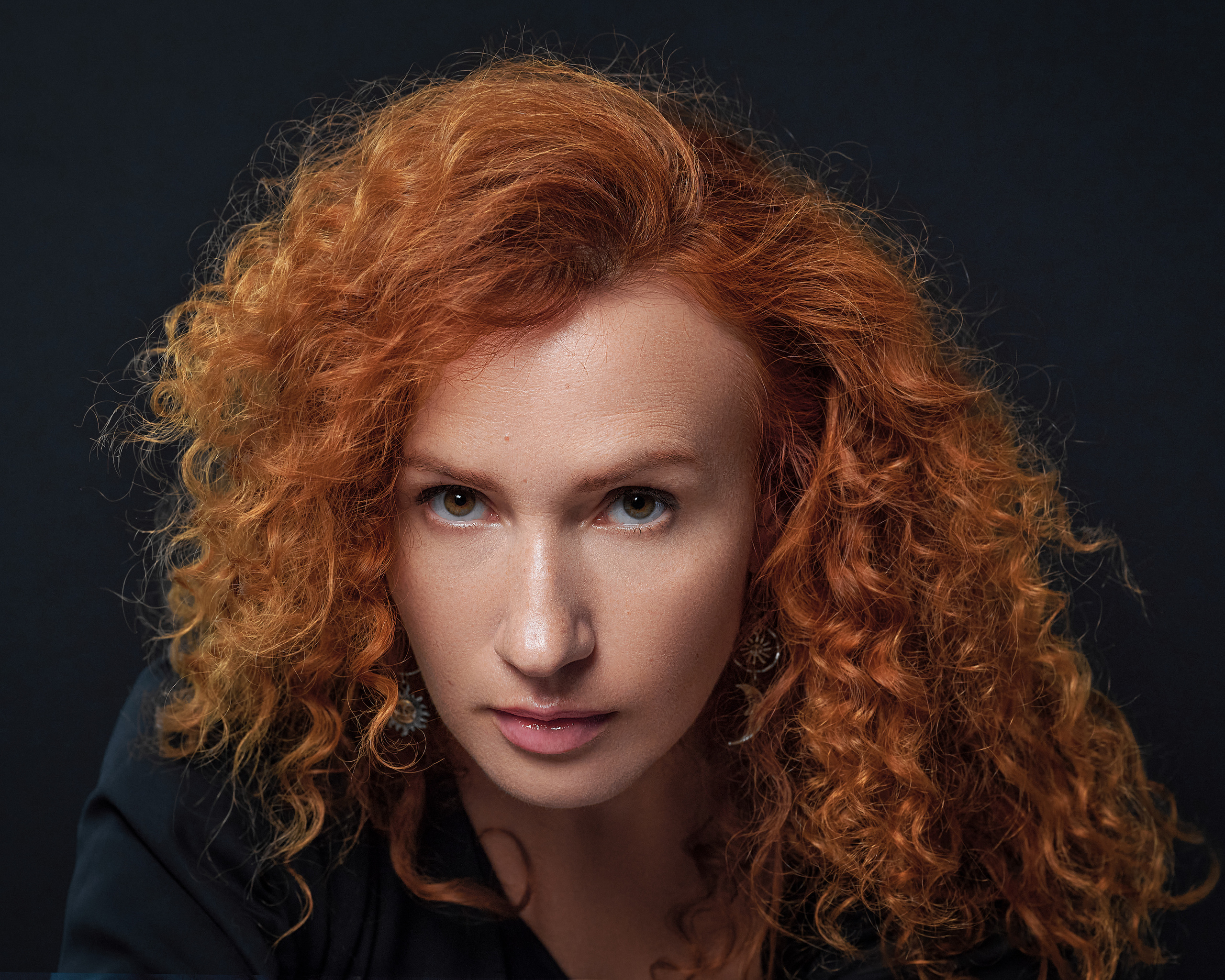 Фотосессия женщины в страстном образе