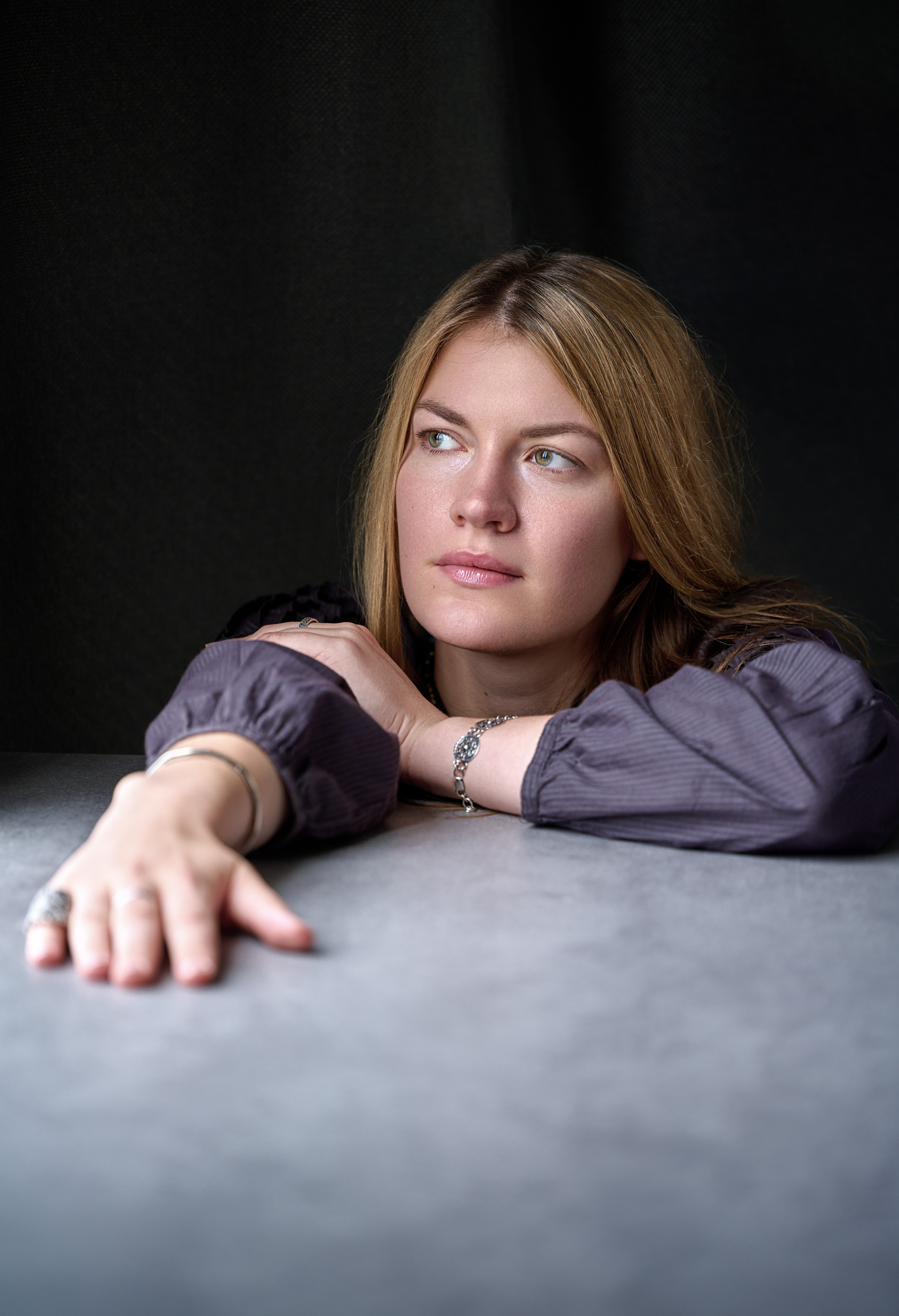 Студийная фотосессия девушки