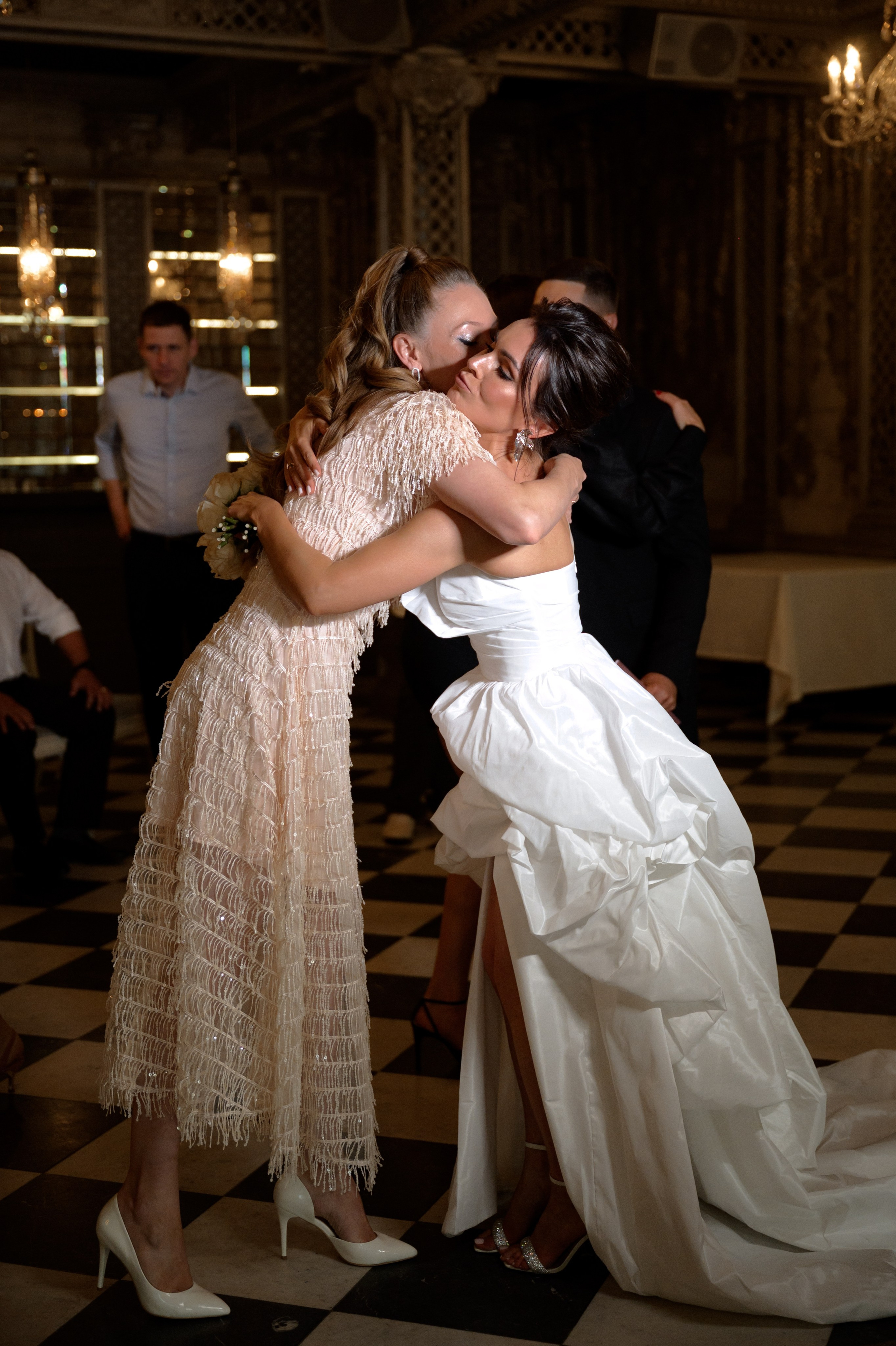 23.08.2024. RETOUCH-HOUSE