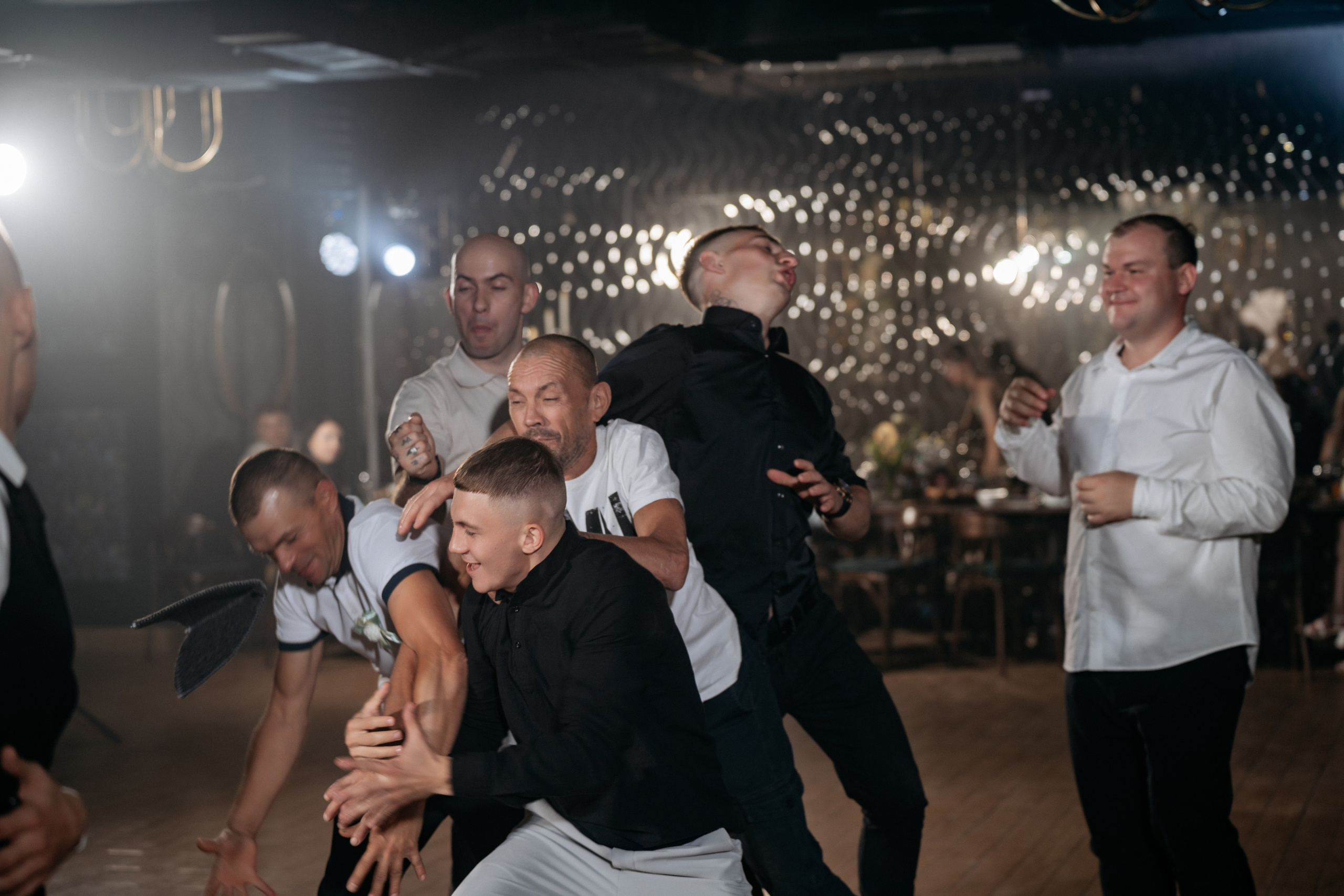 Свадебная фотосессия и репортажная съёмка банкета. Артём и Тата — фотограф Анапа, Темрюк, Геленджик, Абрау-Дюрсо, Новороссийск, Голубицкая, Краснодар