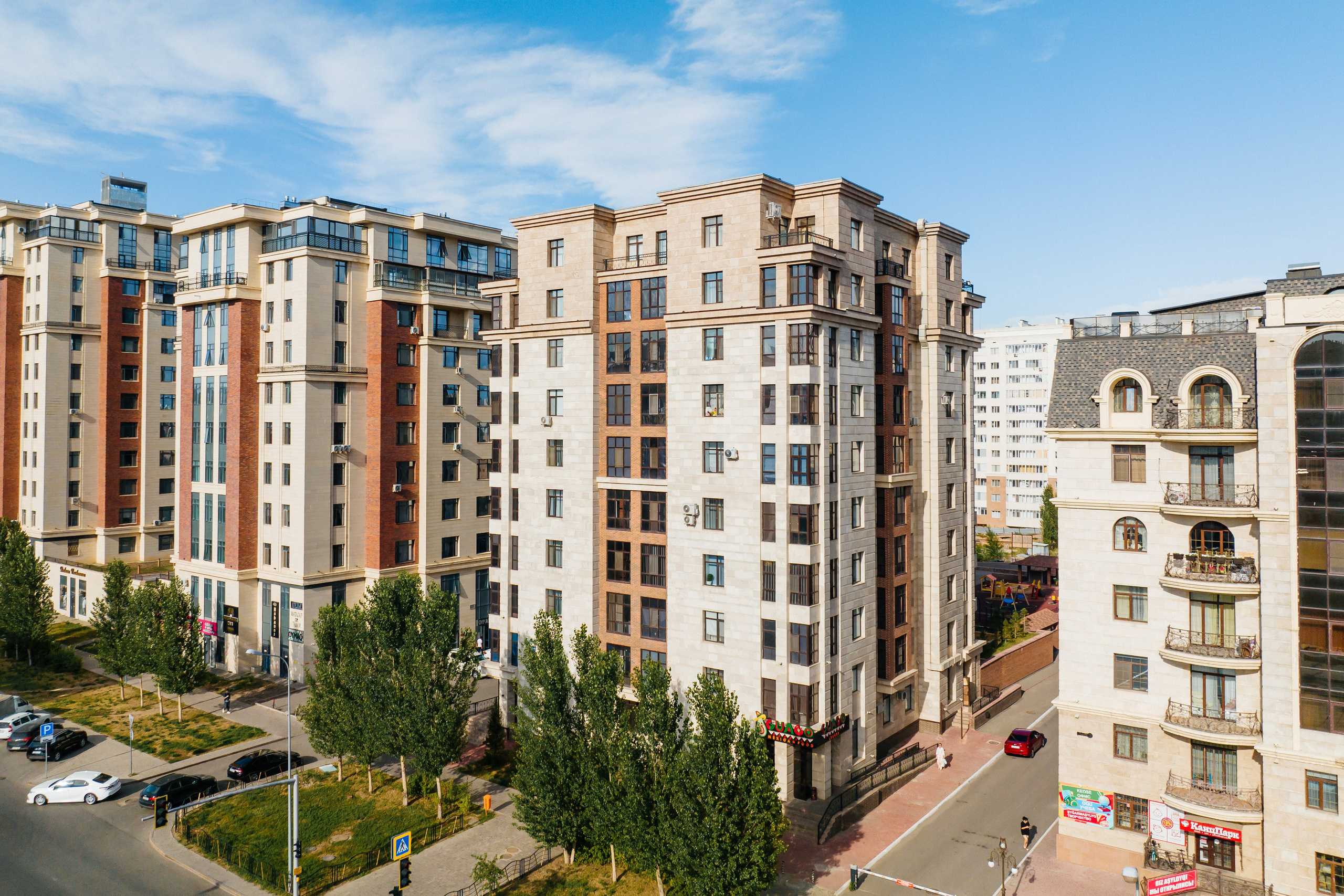 Проект 5. Сбор фотографии ЖК для клипа «Хочу квартиру от Габита». Дата: май 2022. Профессиональный фотограф в городе Астана/Алматы Даурен Сембаев