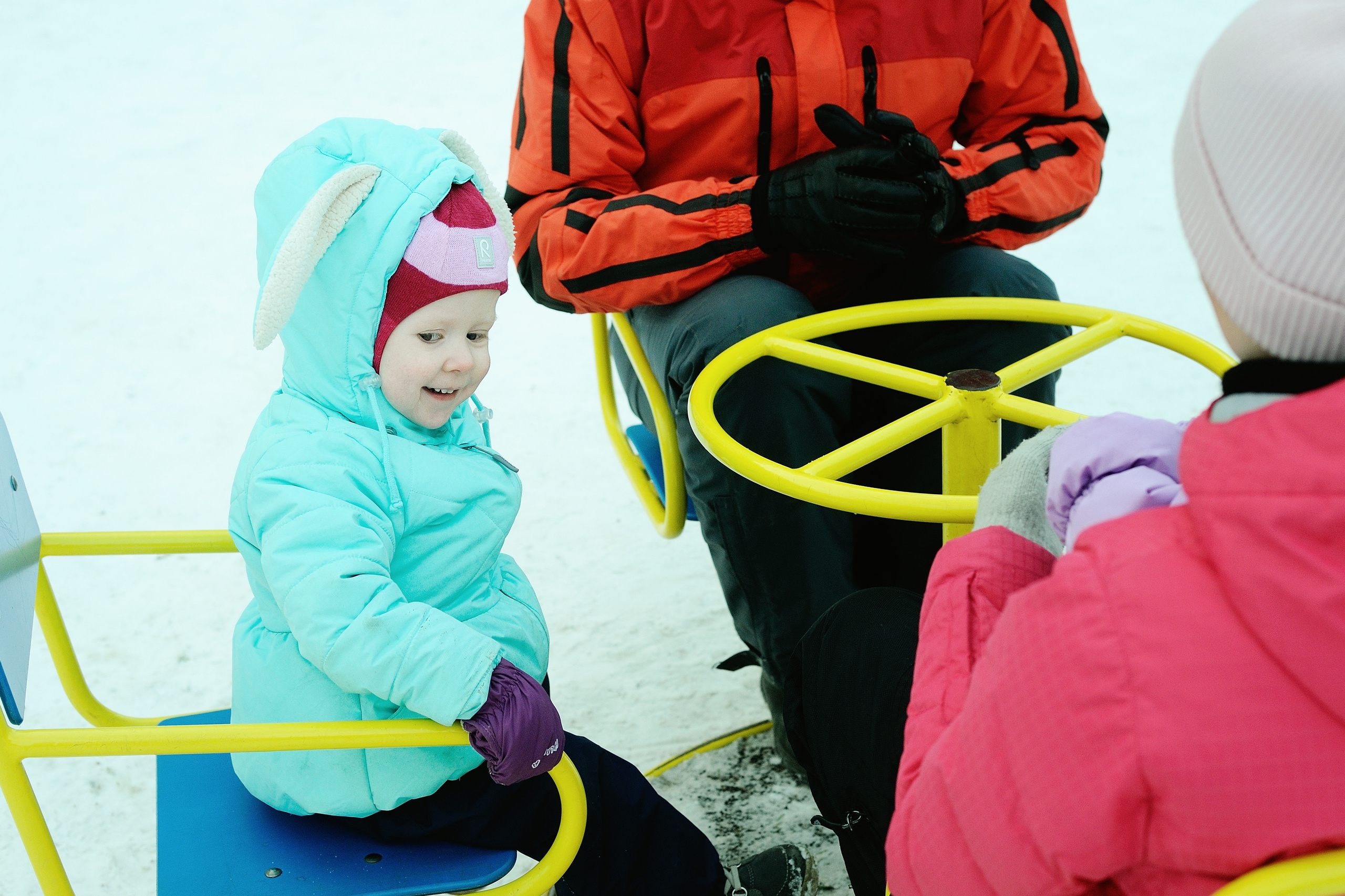 Фотосессия первой прогулки малыша. Фотограф Нижневартовск. Фотограф в Нижневартовске Анна Стрельцова
