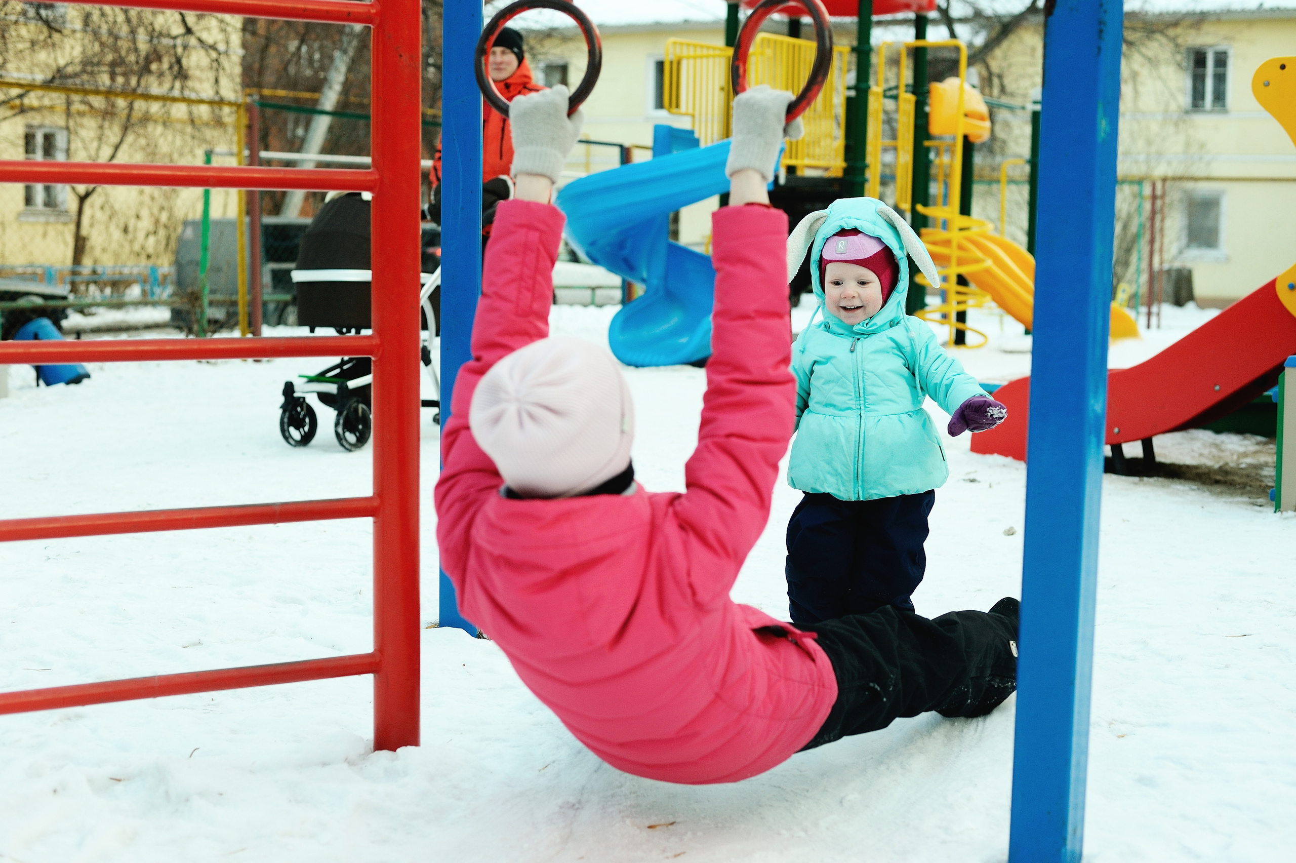 Фотосессия первой прогулки малыша. Фотограф Нижневартовск. Фотограф в Нижневартовске Анна Стрельцова