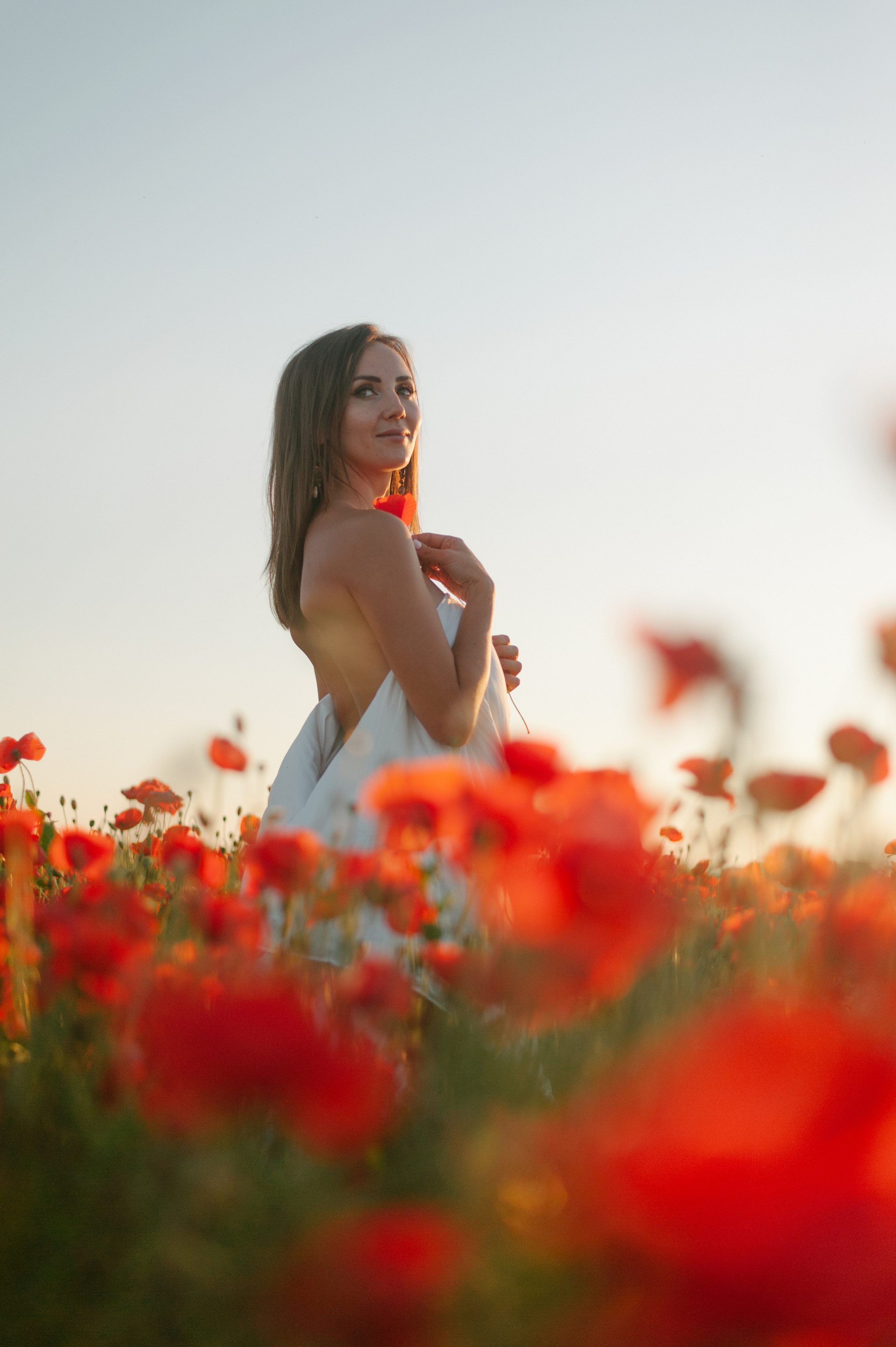 Love story в маках. Фотограф Нижневартовск. Фотограф в Нижневартовске Анна Стрельцова