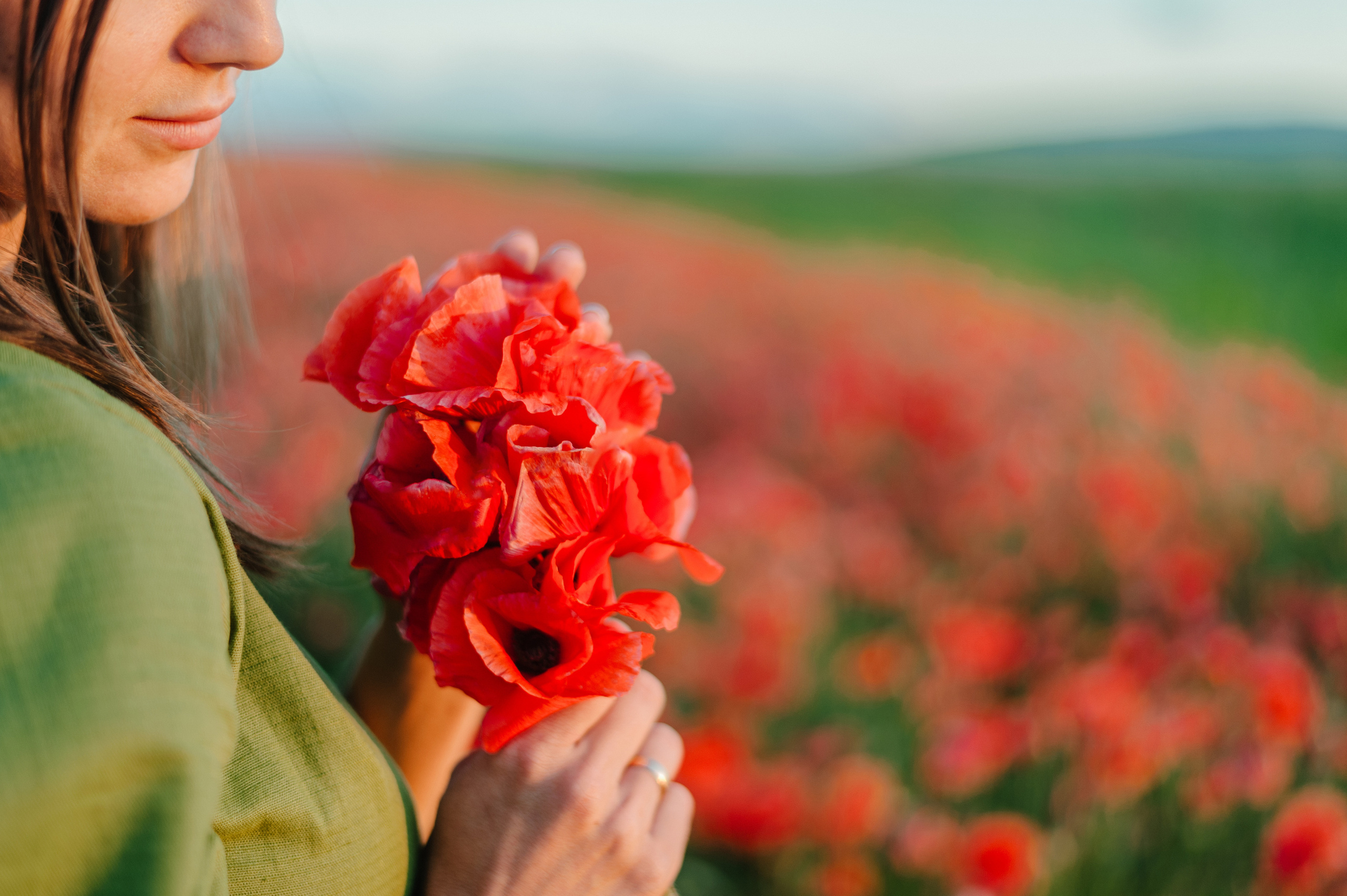 Love story в маках. Фотограф Нижневартовск. Фотограф в Нижневартовске Анна Стрельцова
